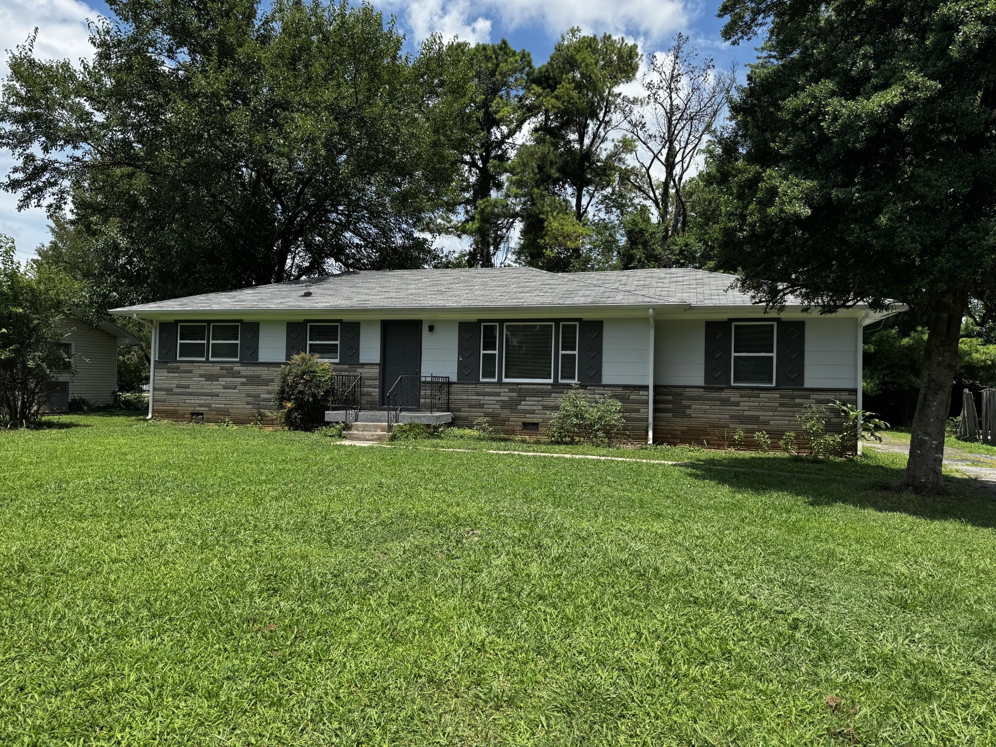 Photo of Listing #2944651