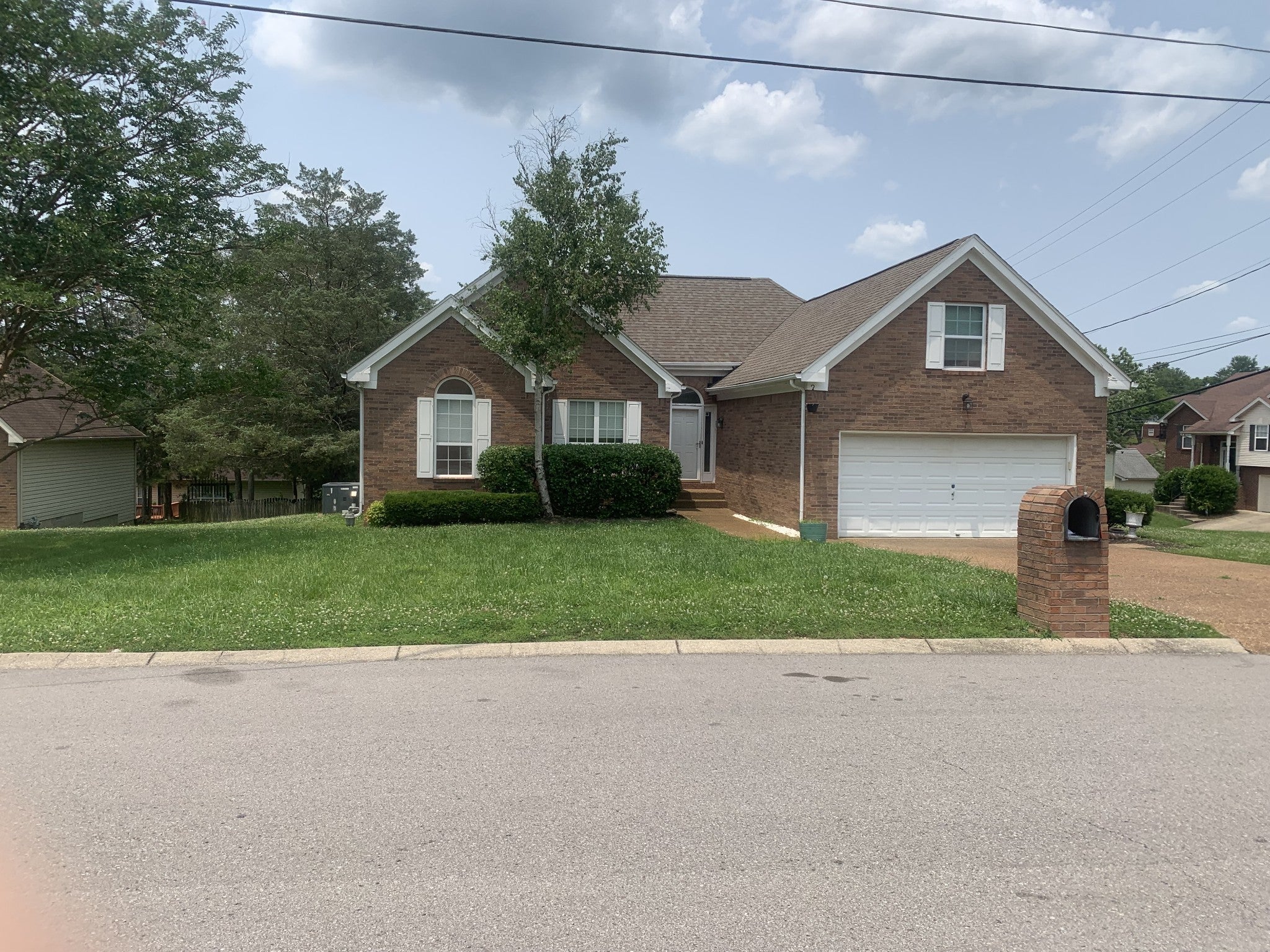 Photo of Listing #2945377