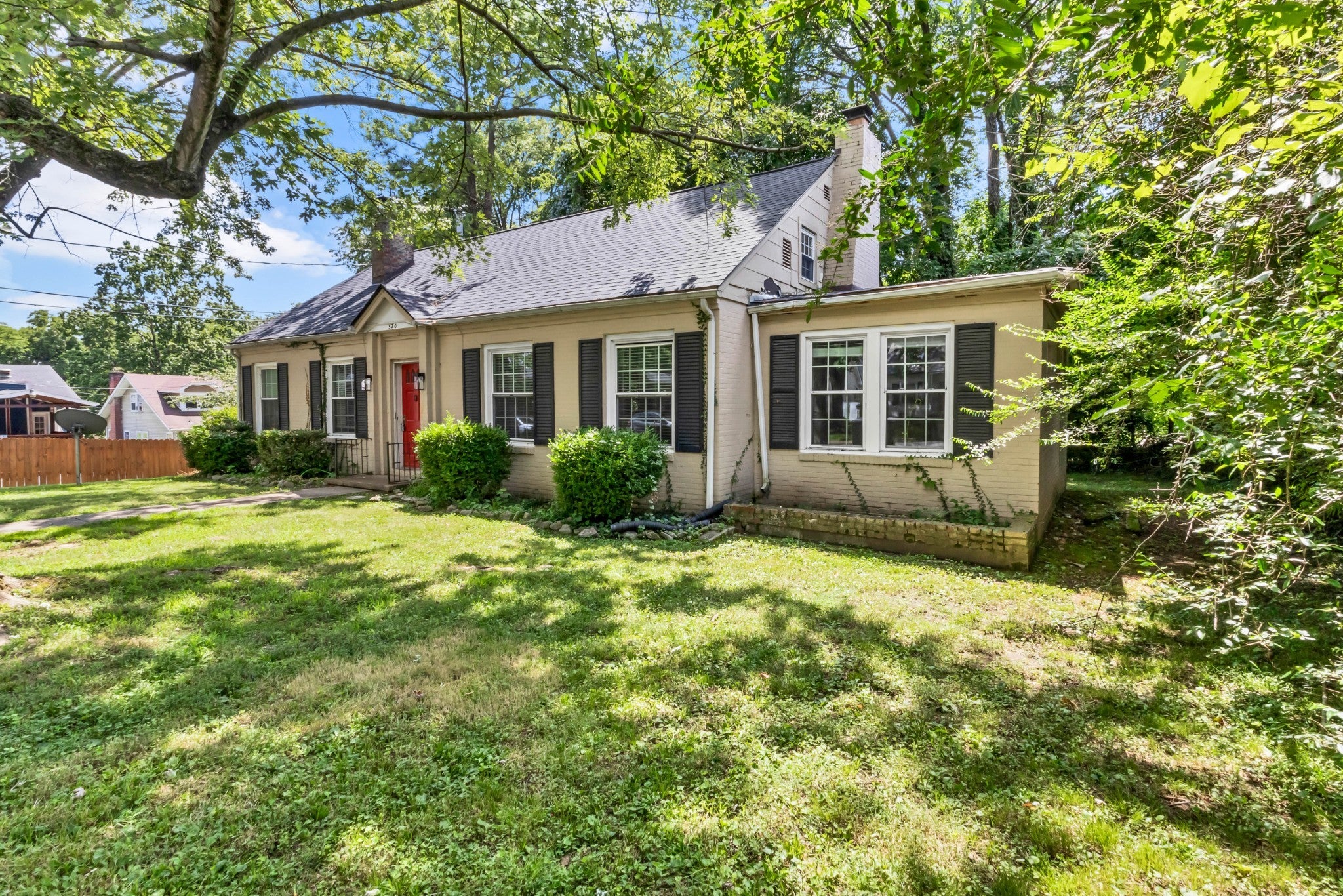 Photo of Listing #2945857