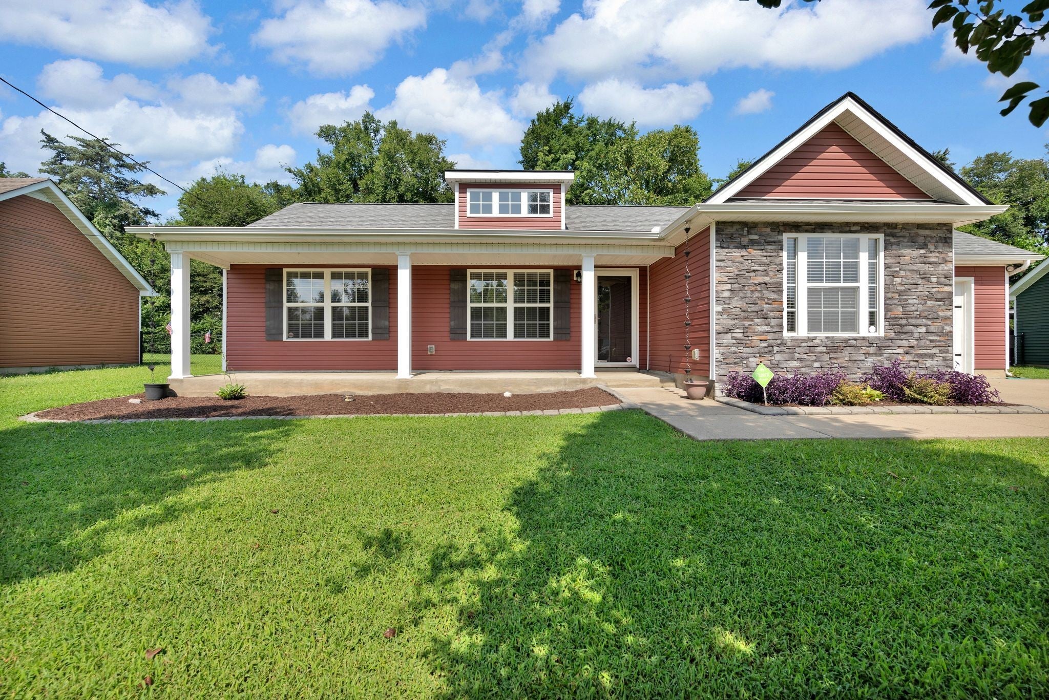 Photo of Listing #2957728