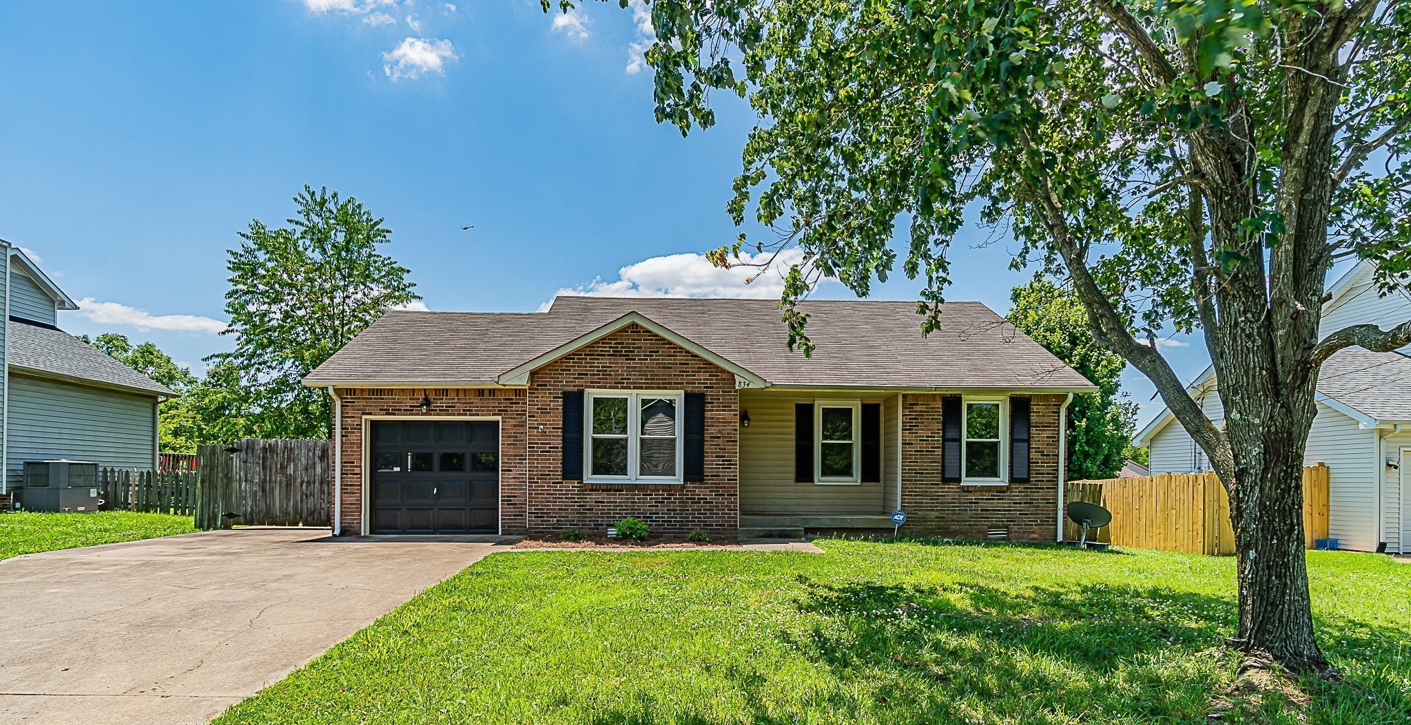 Photo of Listing #2957803