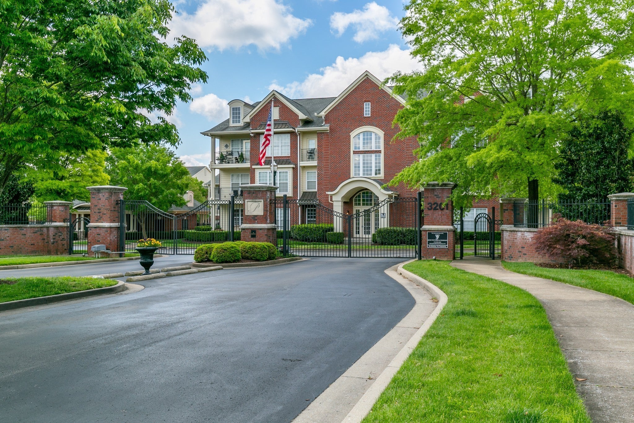 Photo of Listing #2964972