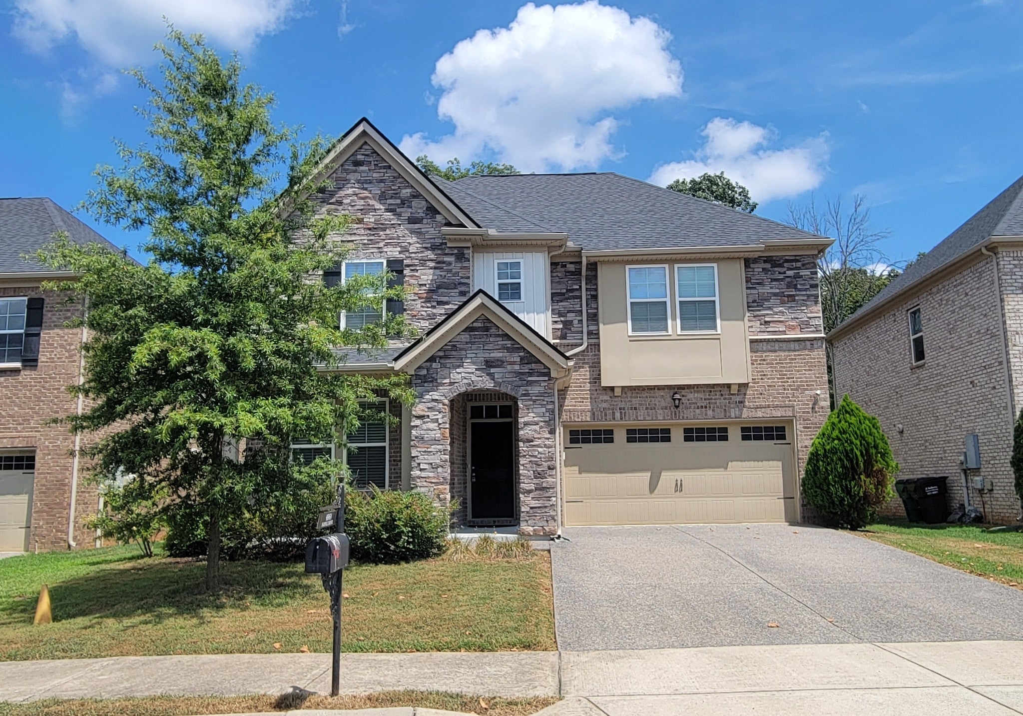 Photo of Listing #2968049