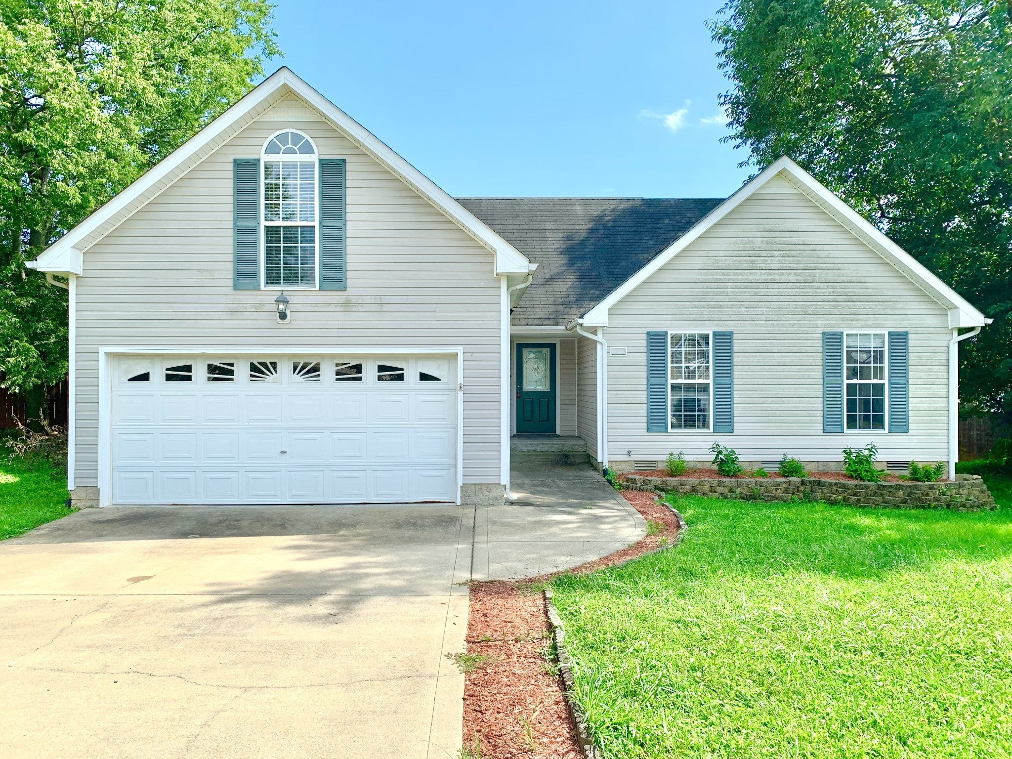 Photo of Listing #2970302