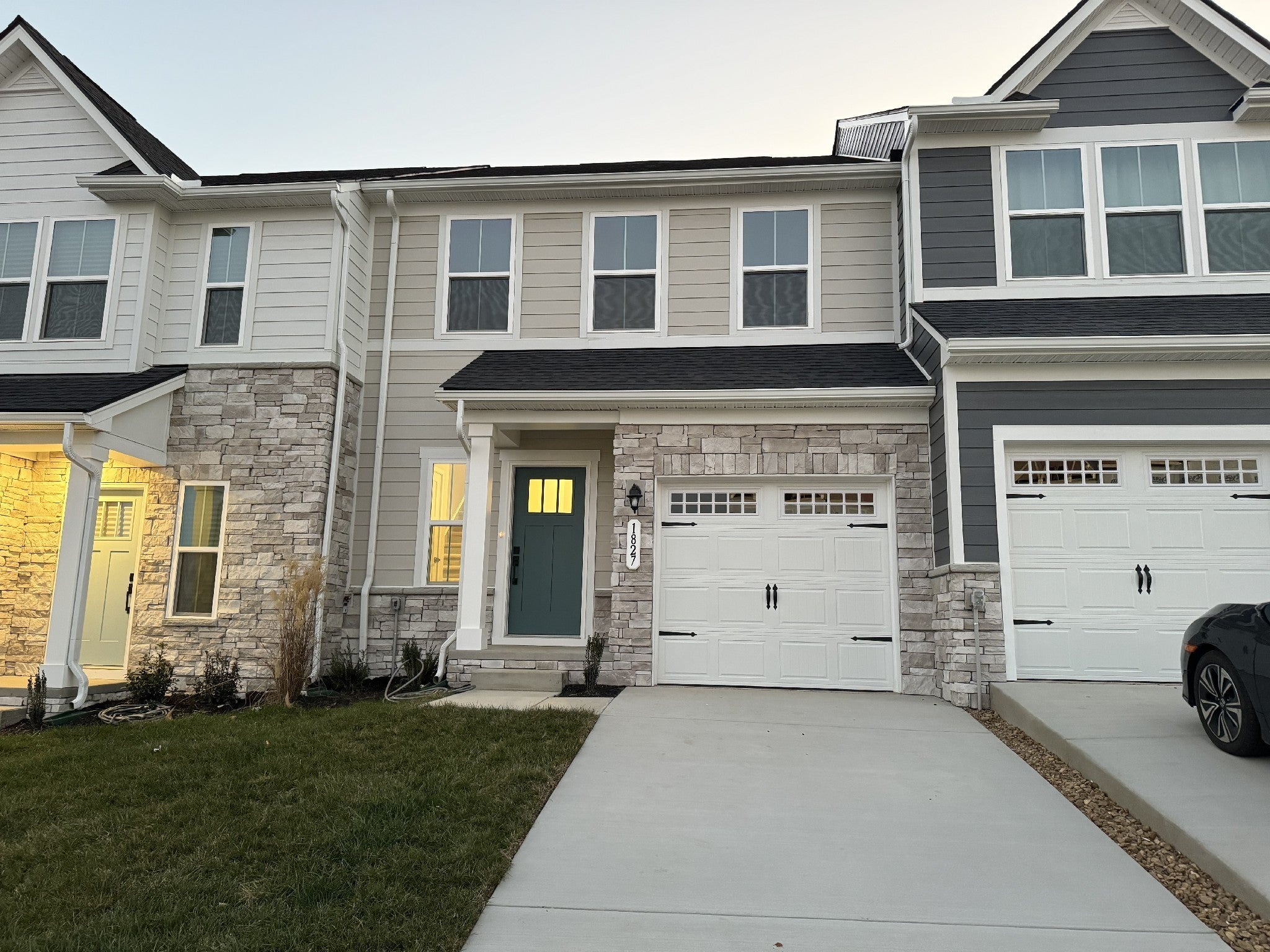 Photo of Listing #2970945