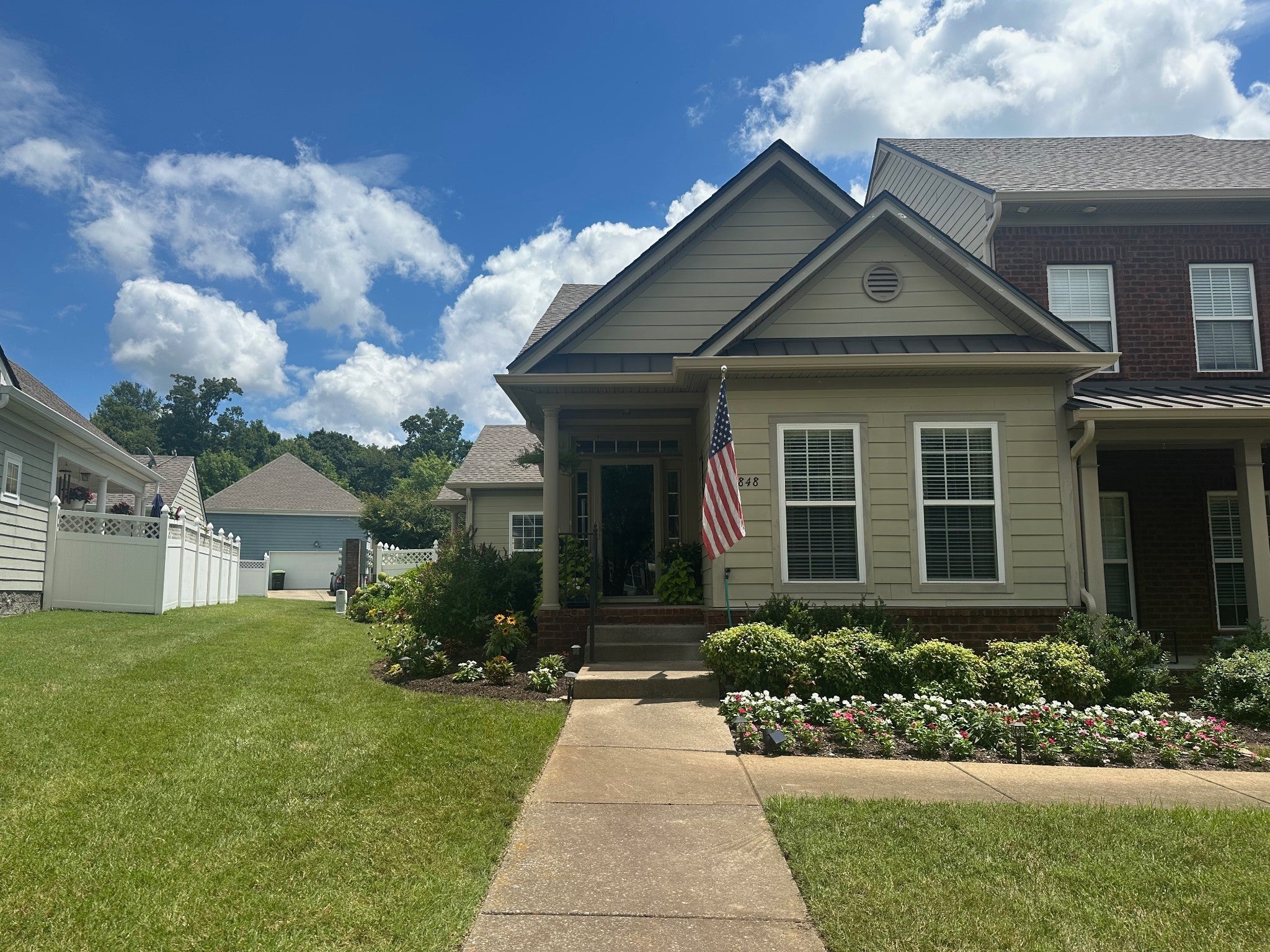 Photo of Listing #2972420
