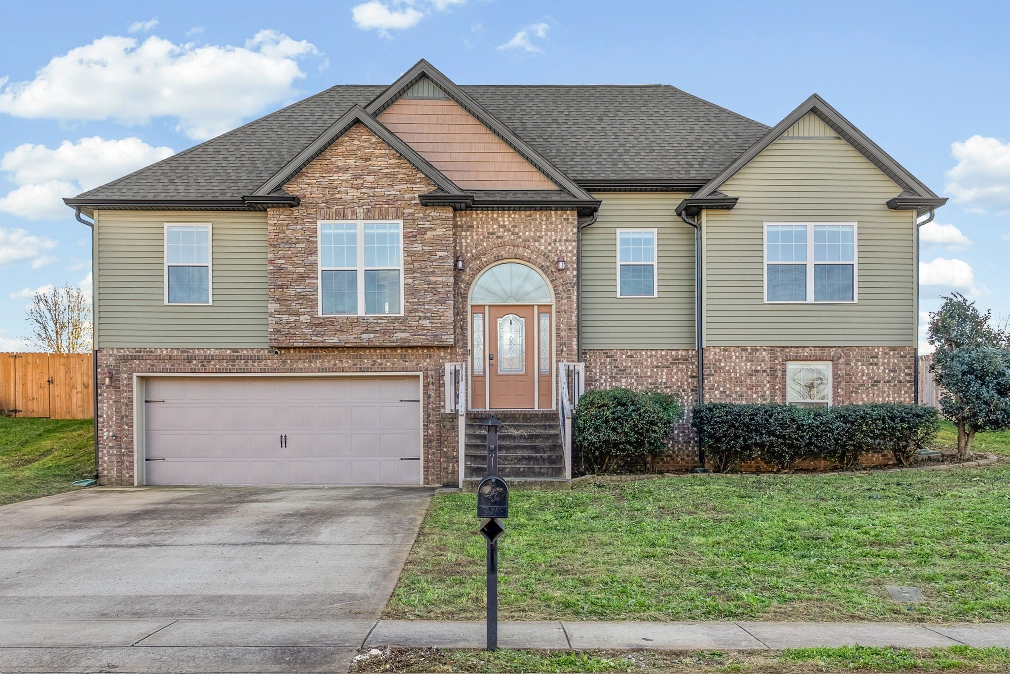 Photo of Listing #2973633