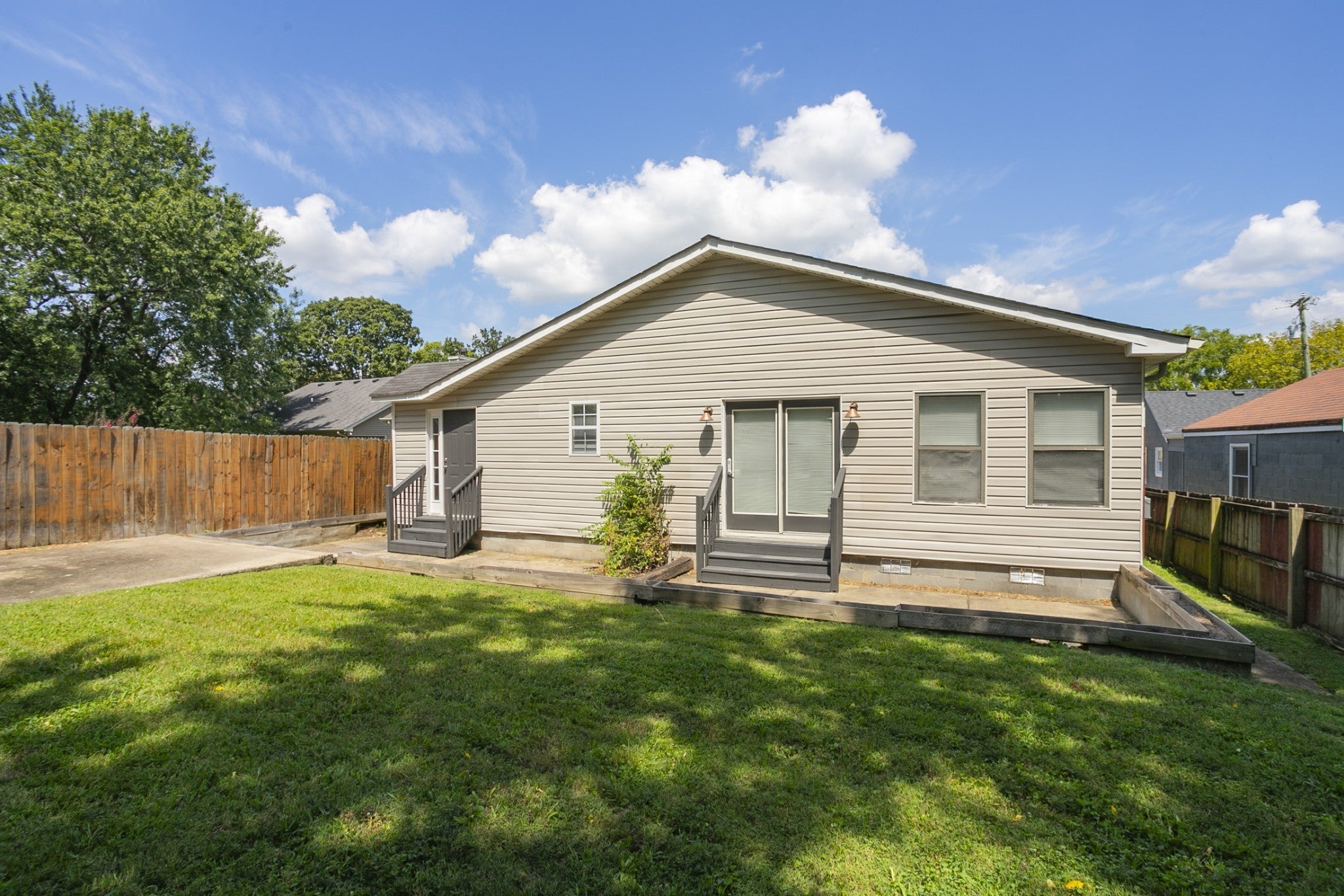 Photo of Listing #2973948