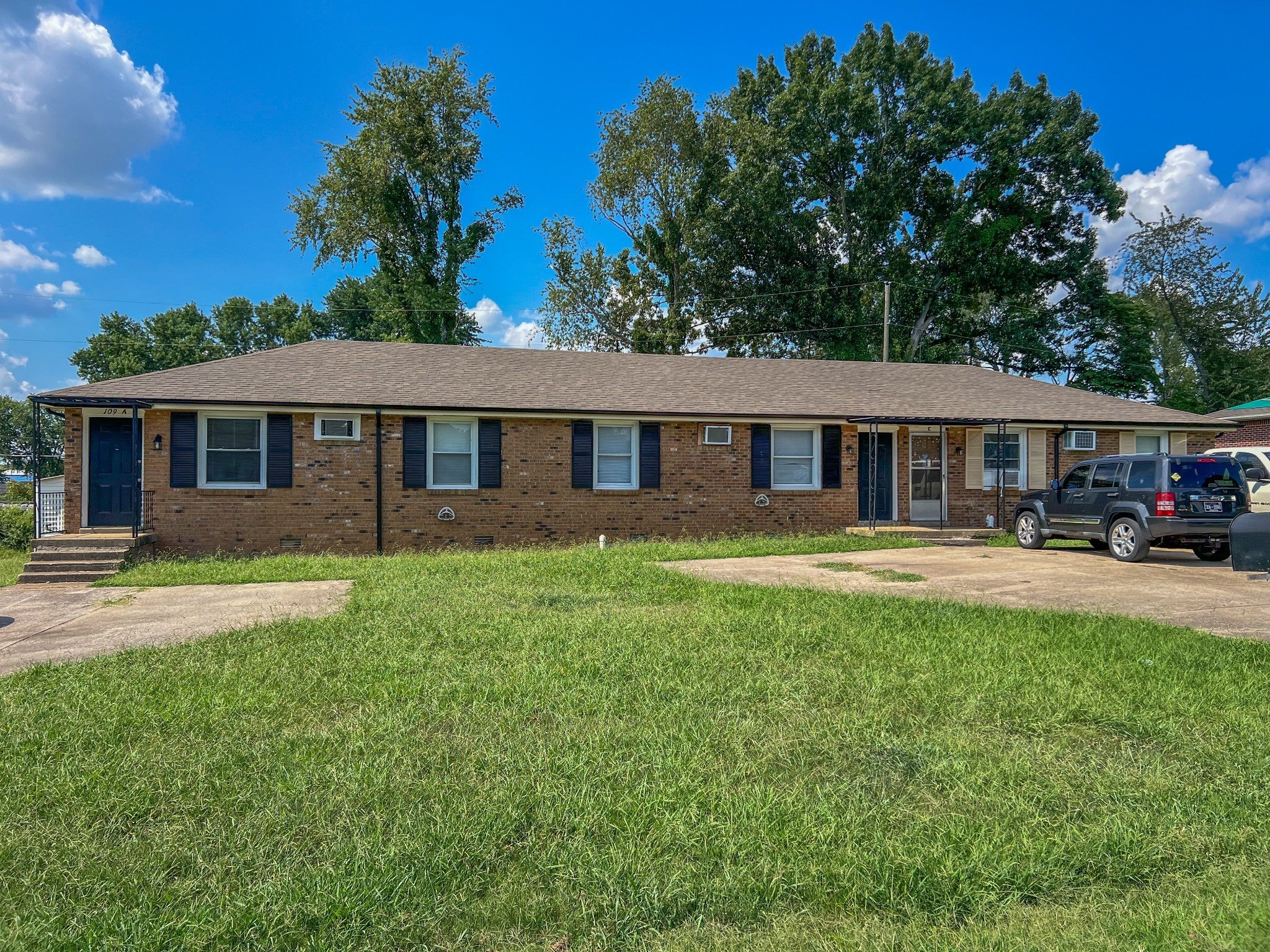Photo of Listing #2975682
