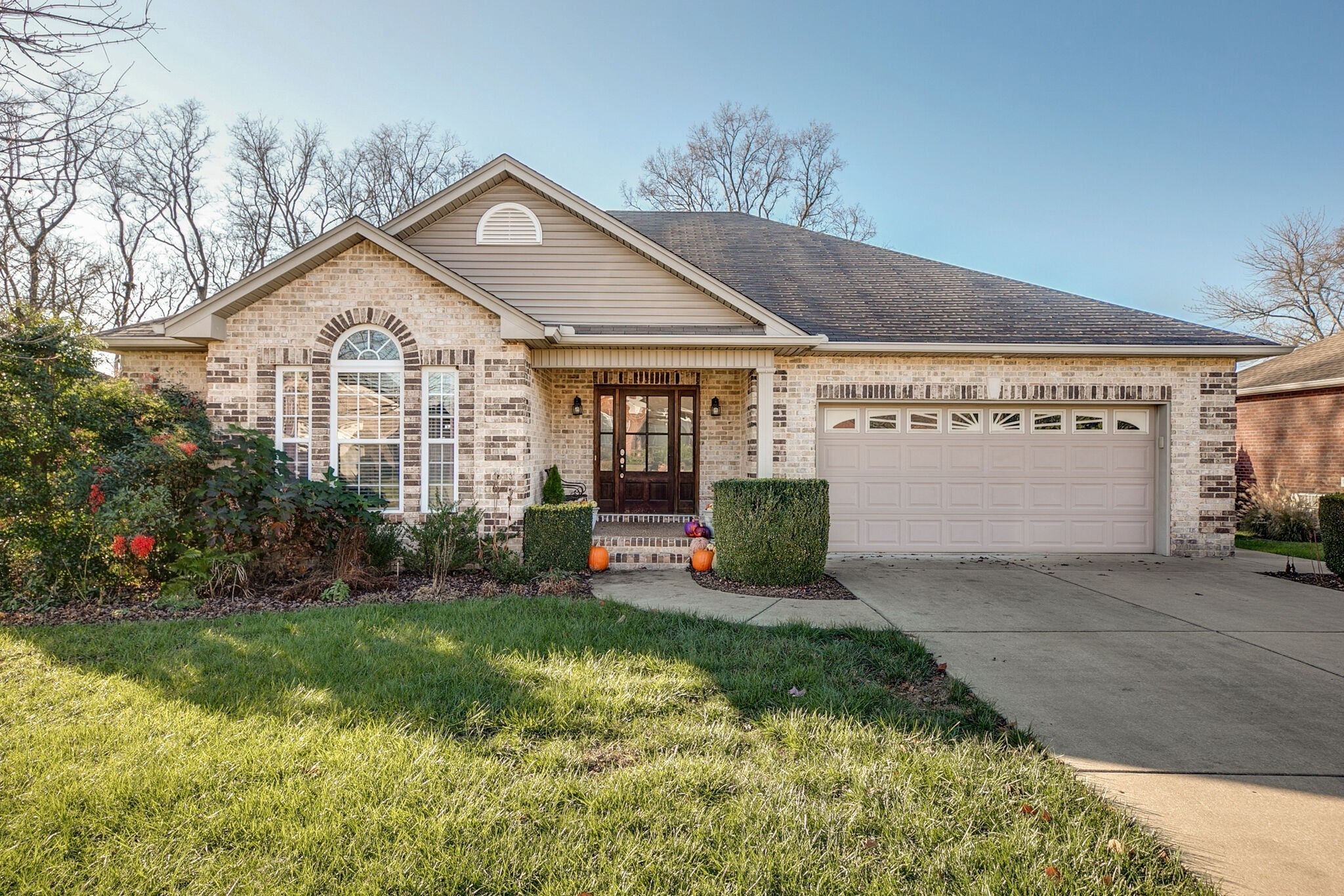 Photo of Listing #2975886