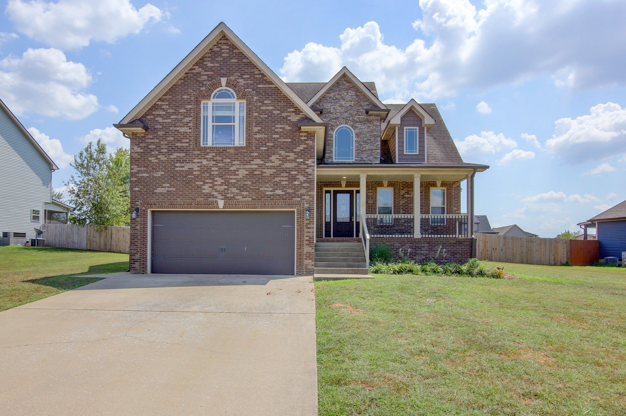 Photo of Listing #2975970