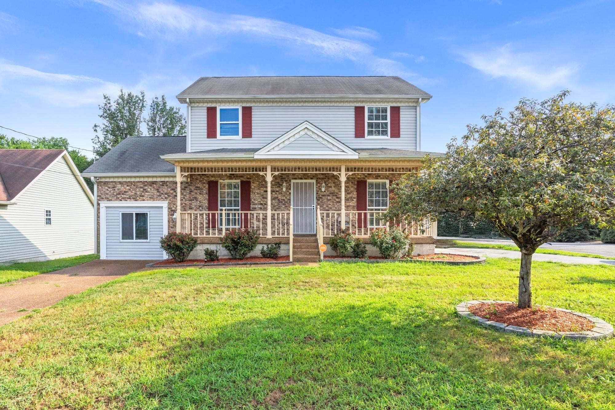 Photo of Listing #2976573