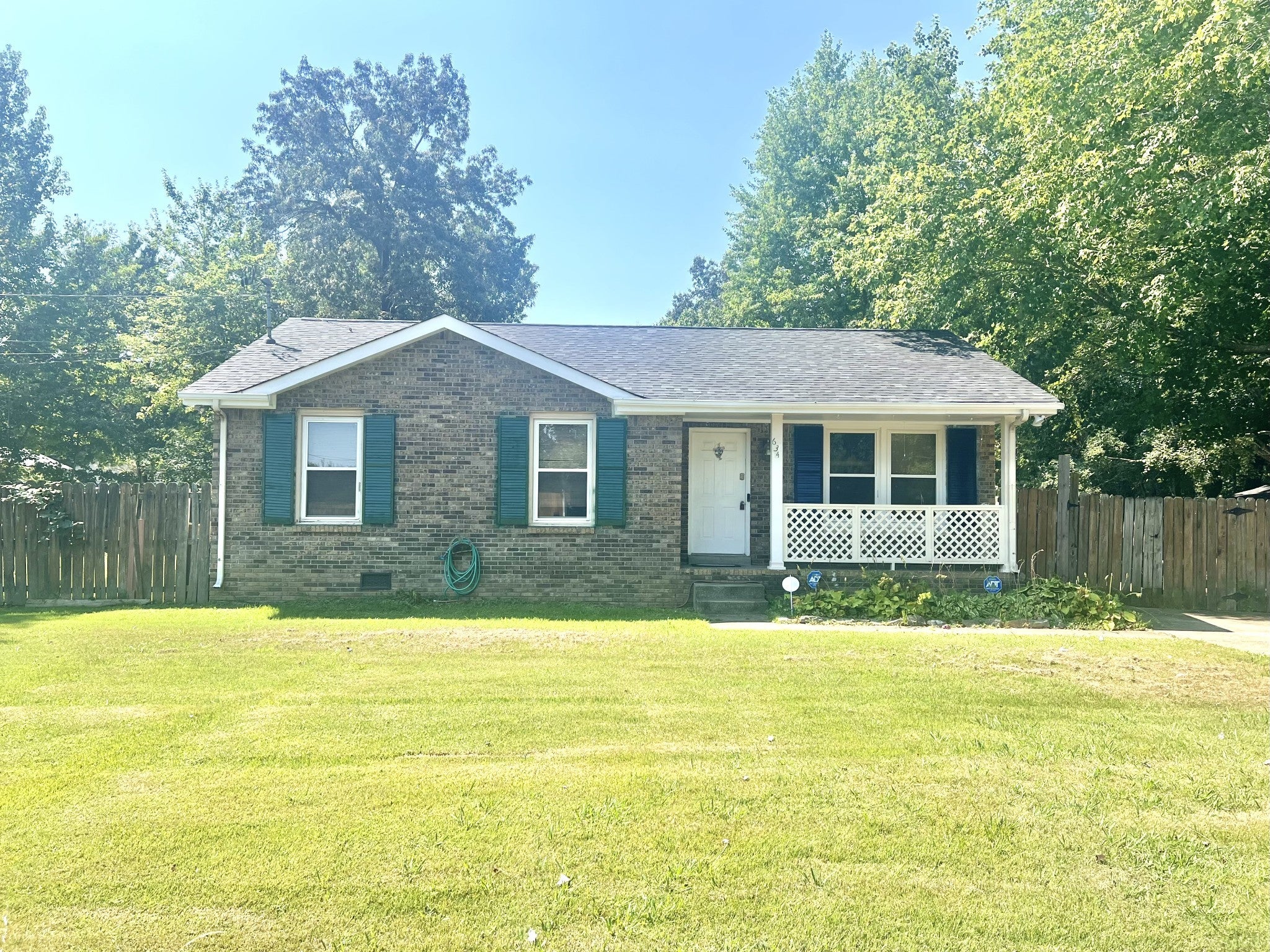 Photo of Listing #2977017