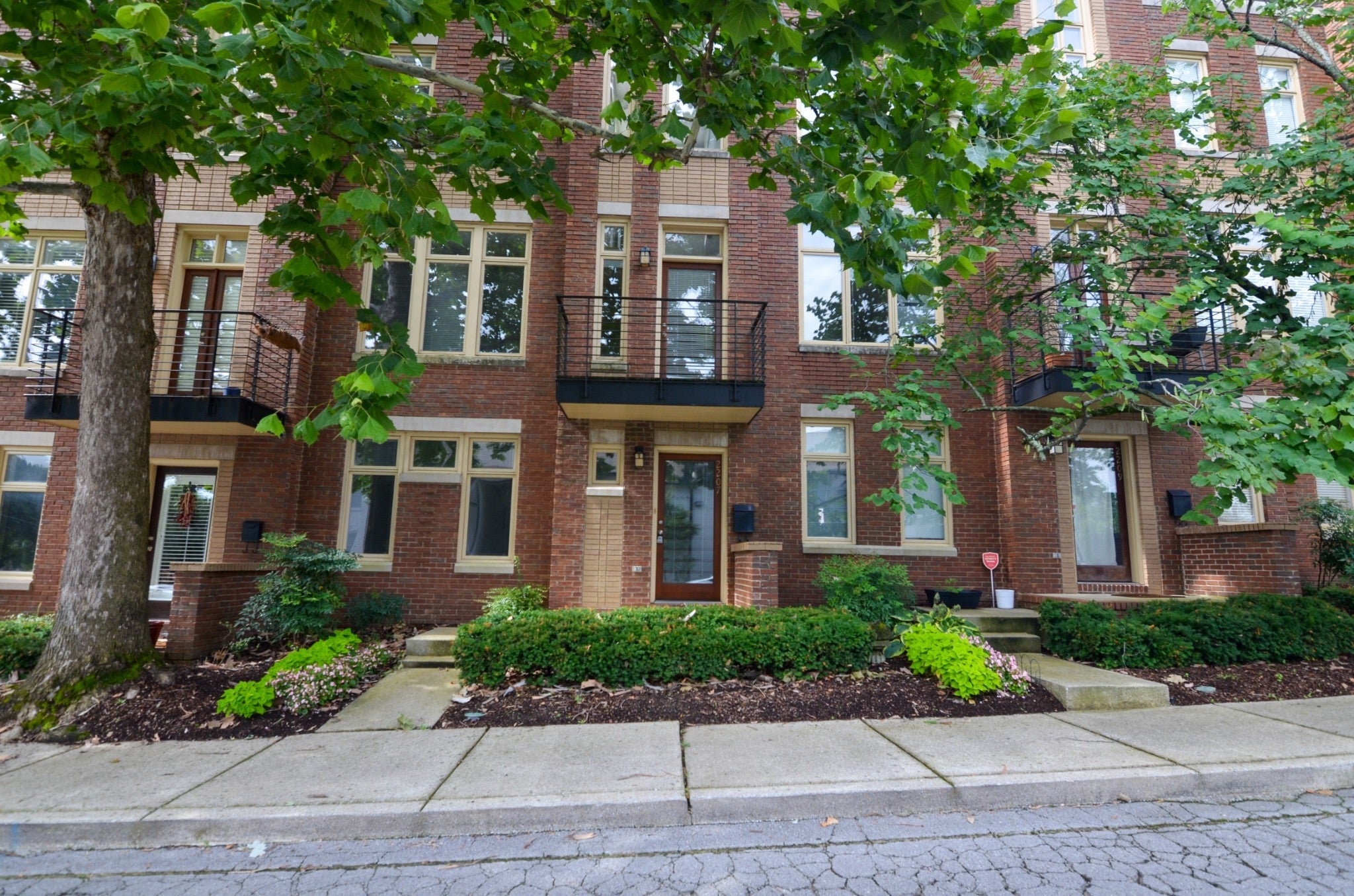 Photo of Listing #2979079