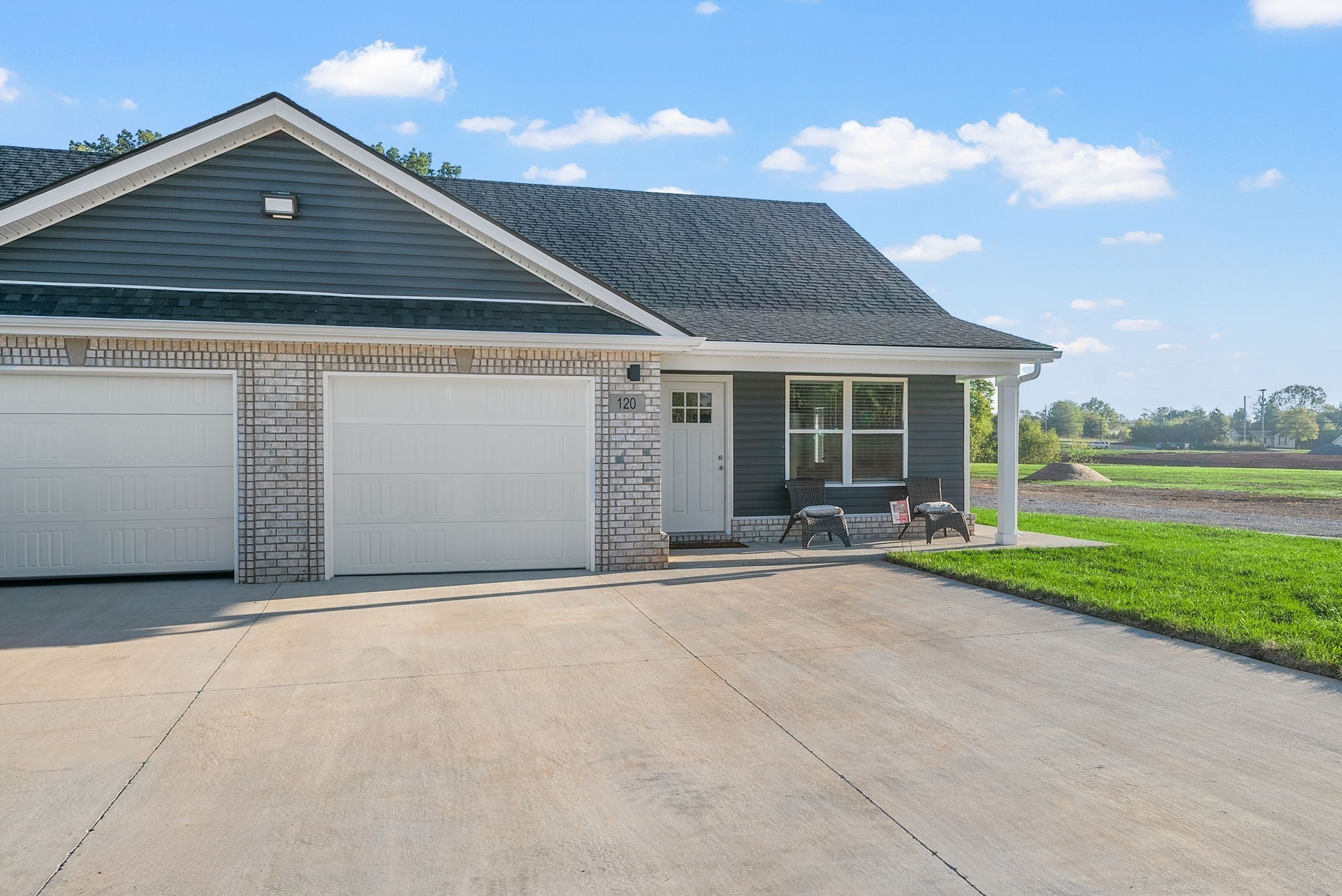 Photo of Listing #2979256