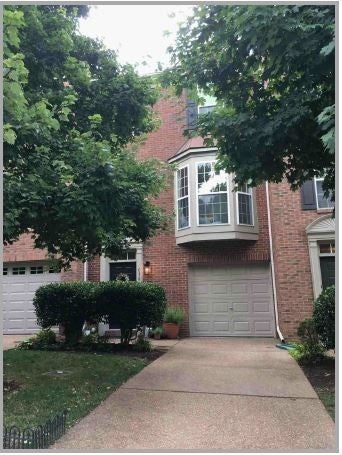Photo of Listing #2979376