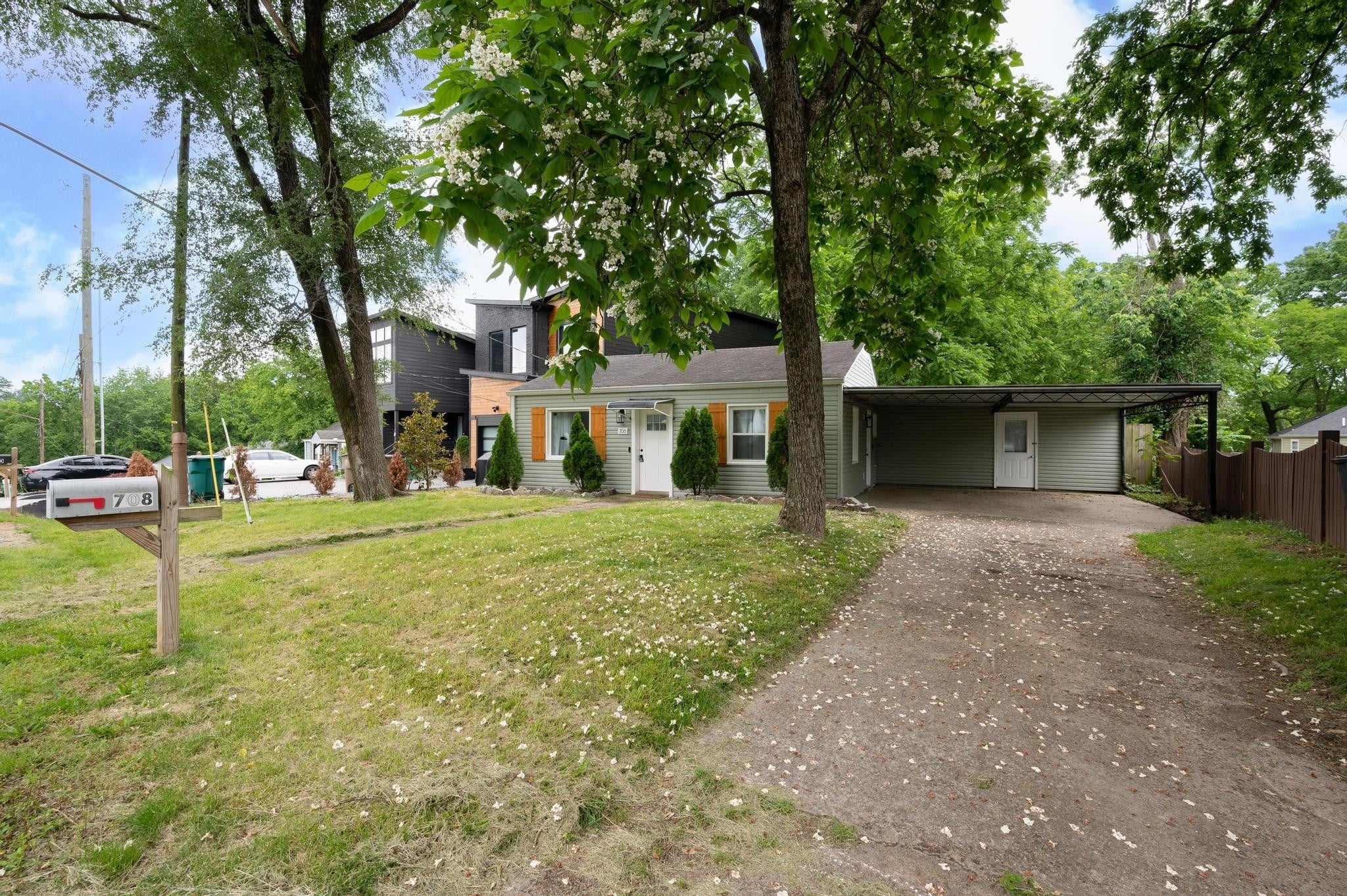 Photo of Listing #2981698