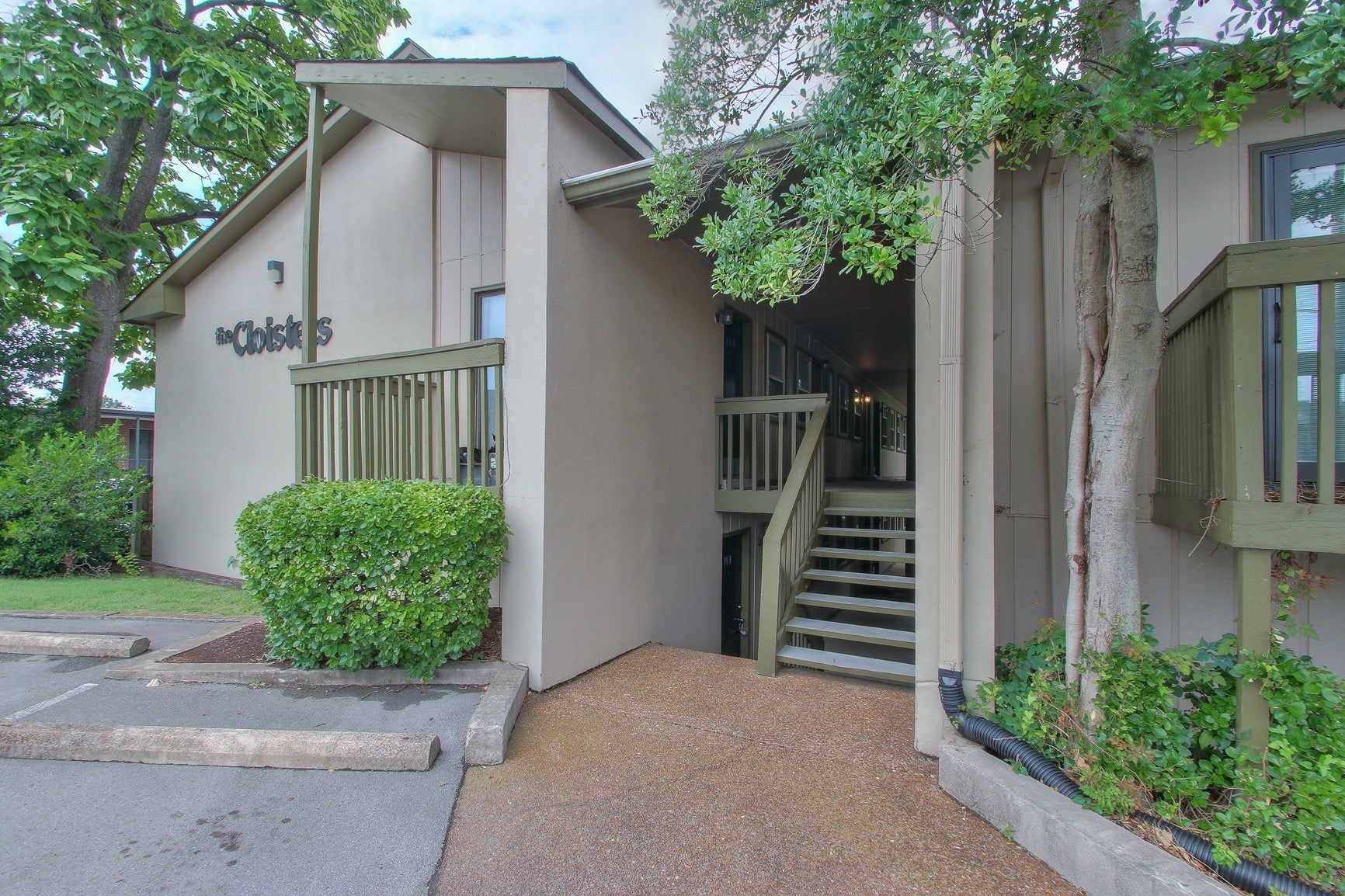 Photo of Listing #2985455