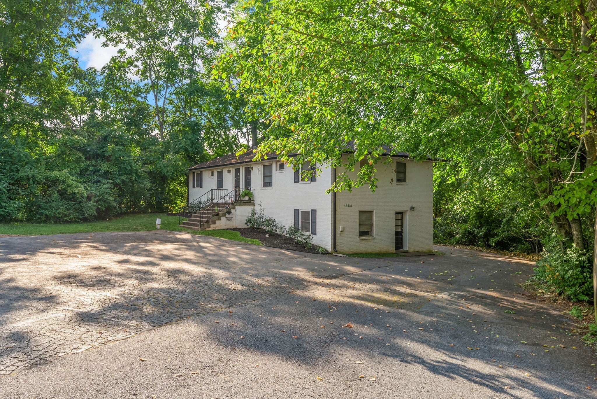 Photo of Listing #2988714