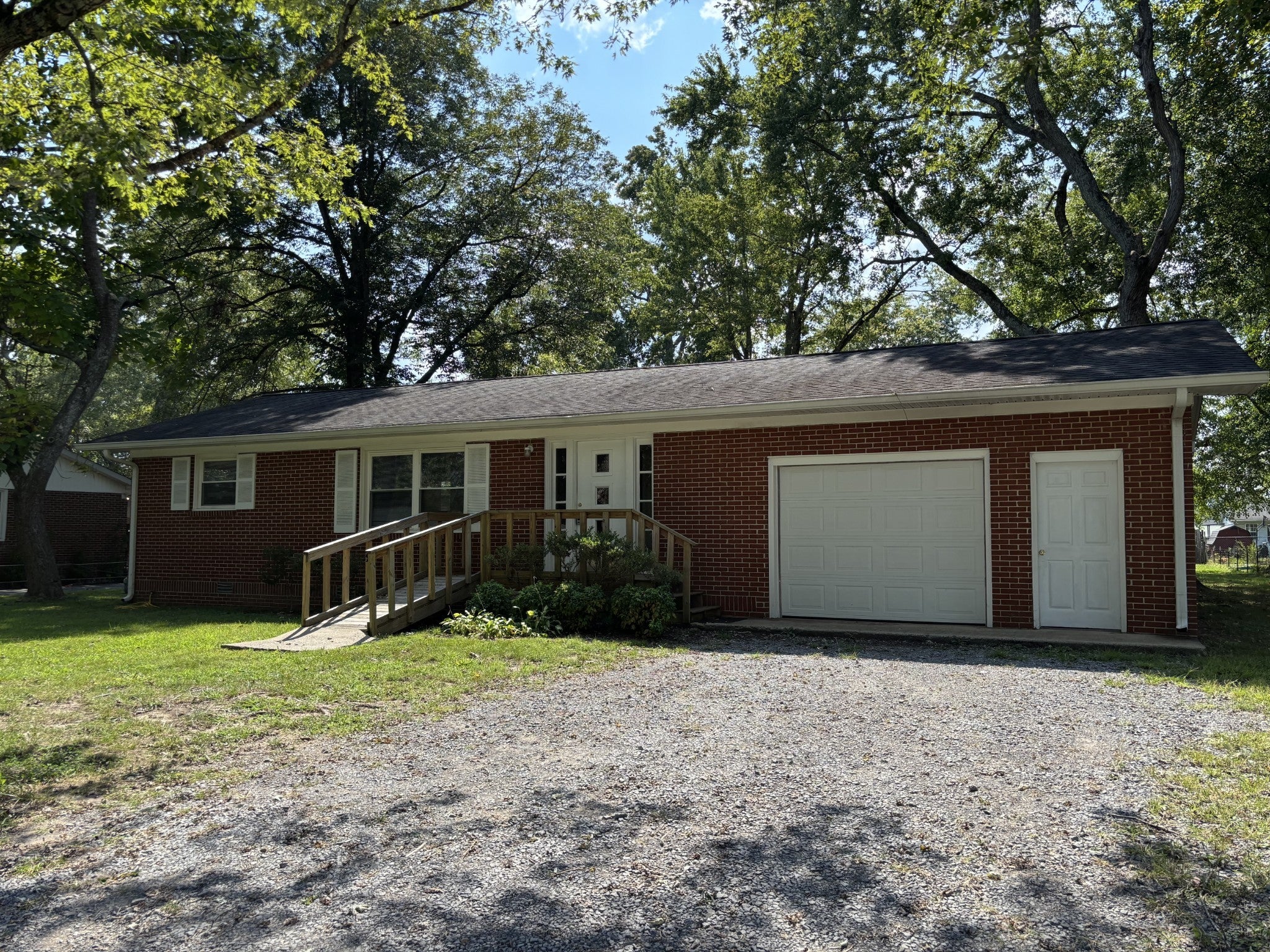 Photo of Listing #2995171