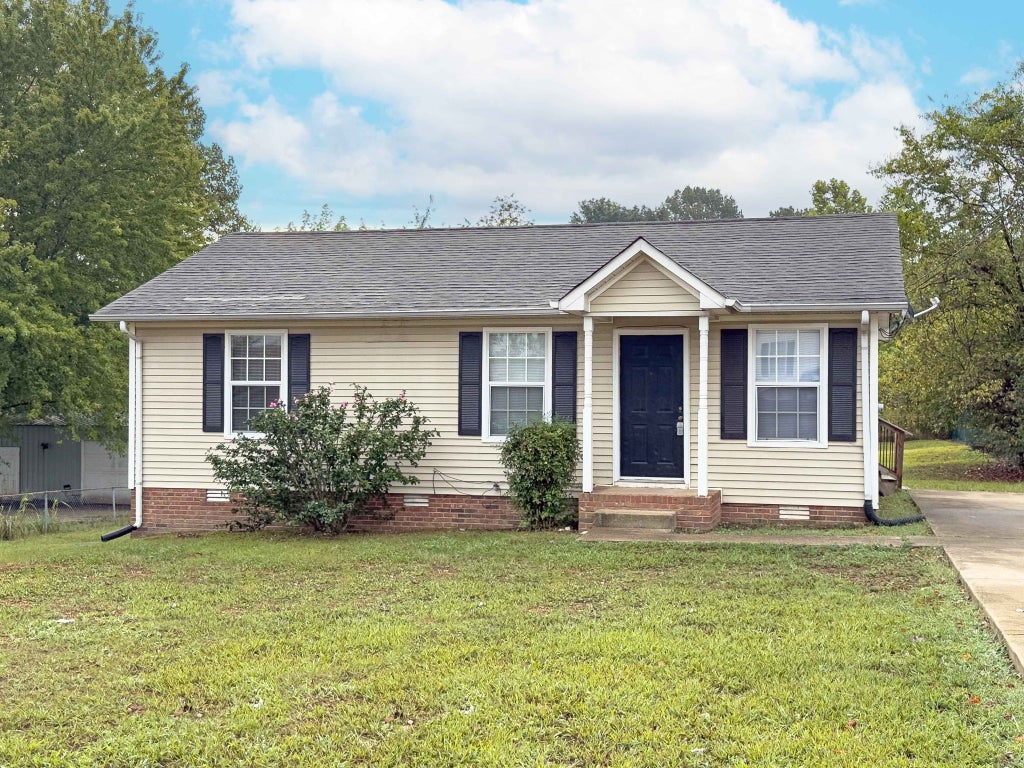 670 Artic Avenue, Oak Grove