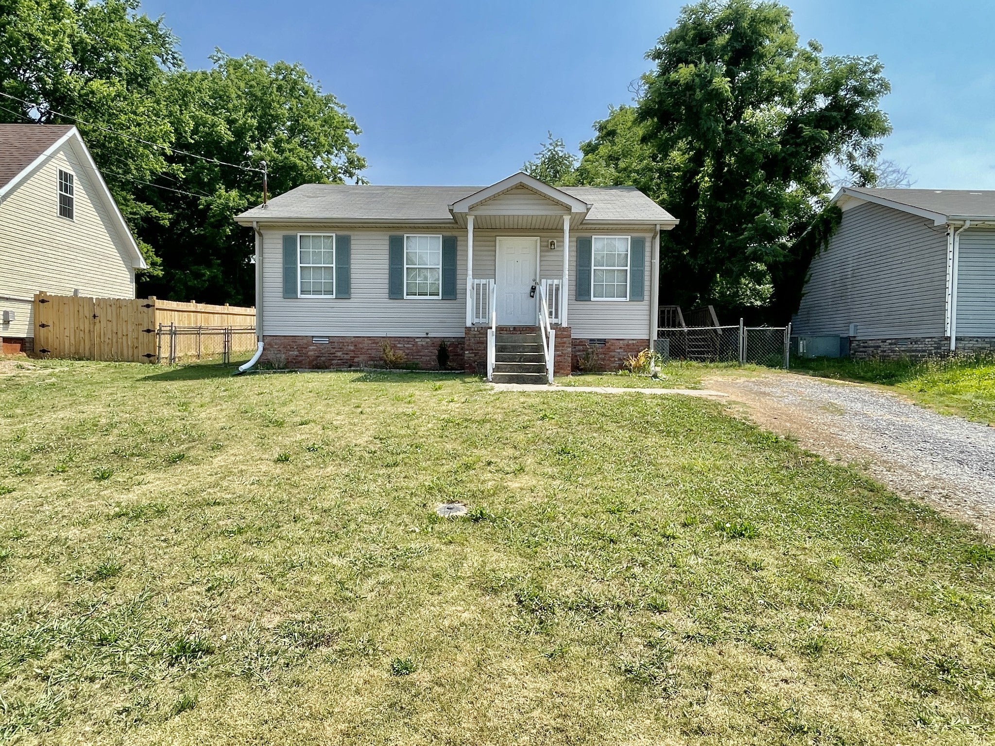 Photo of Listing #2996391