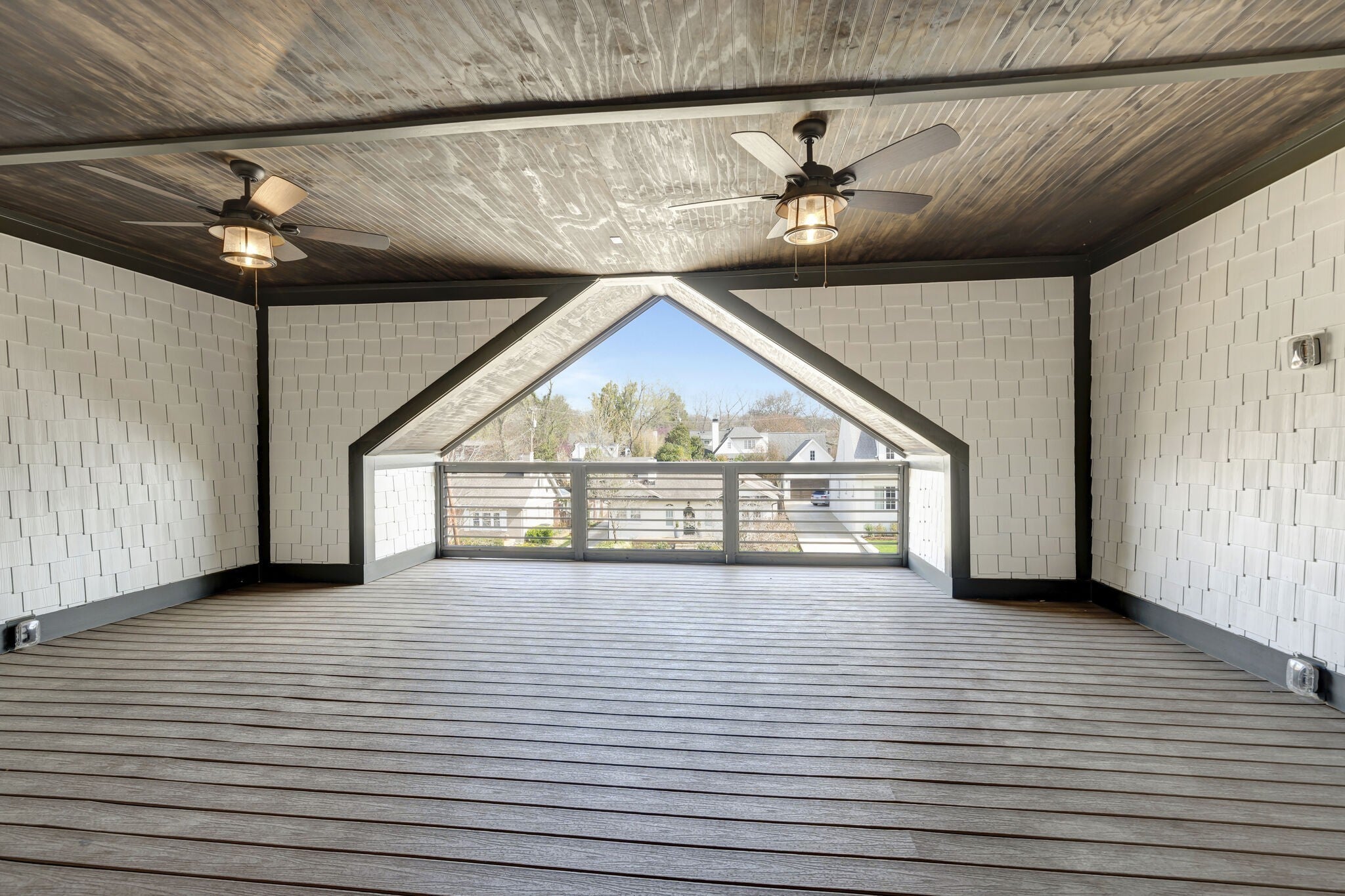 Photo of Listing #2998529