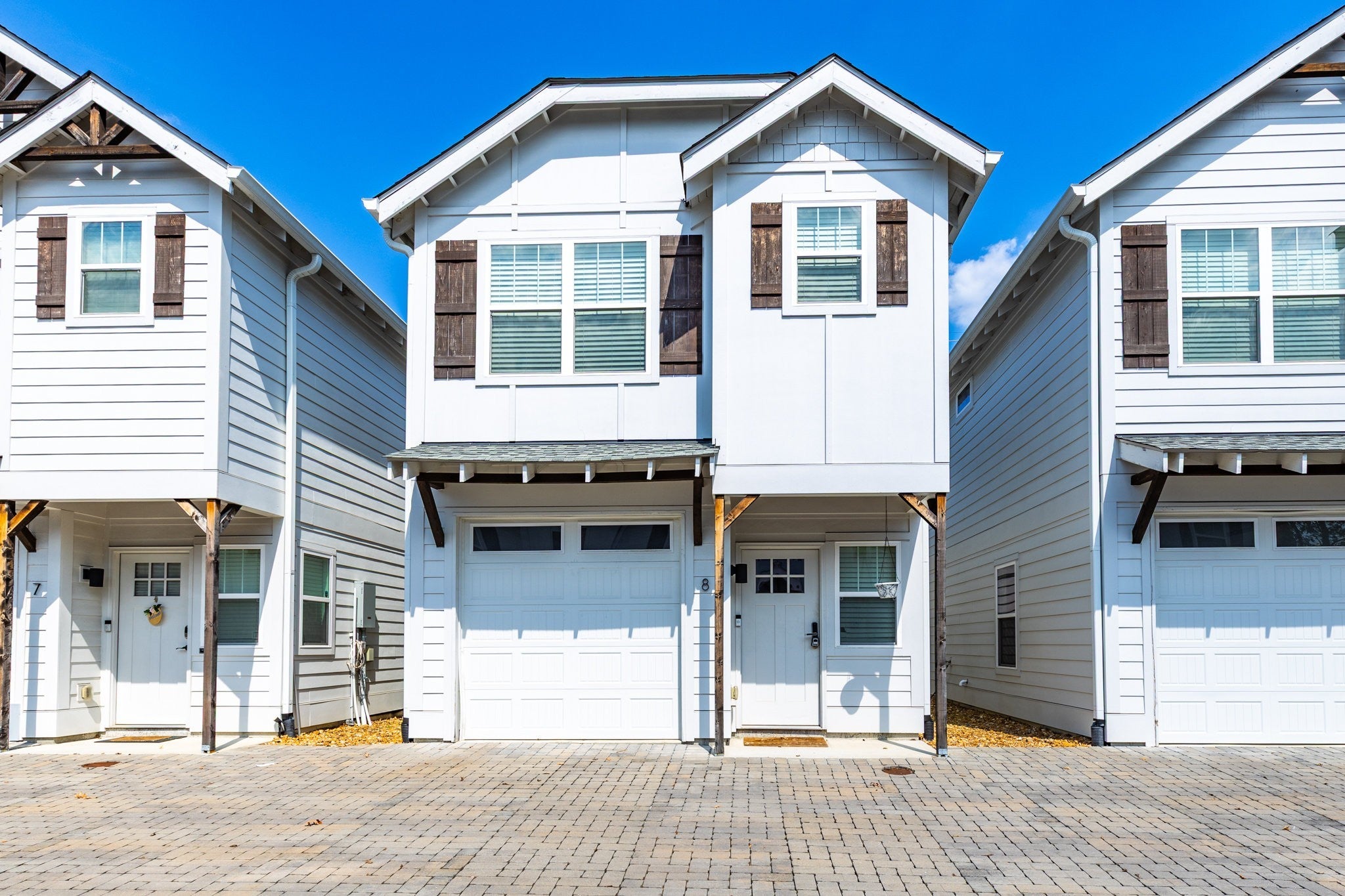 Photo of Listing #2999922