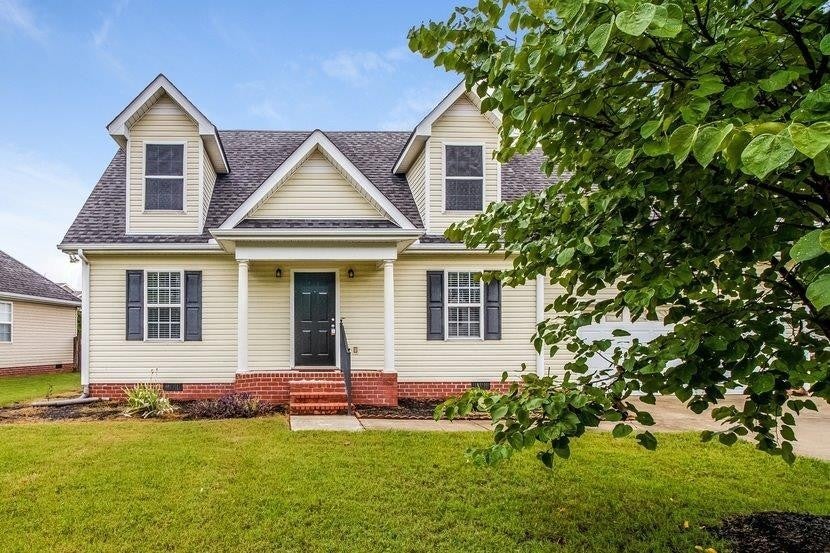 Photo of Listing #3001124