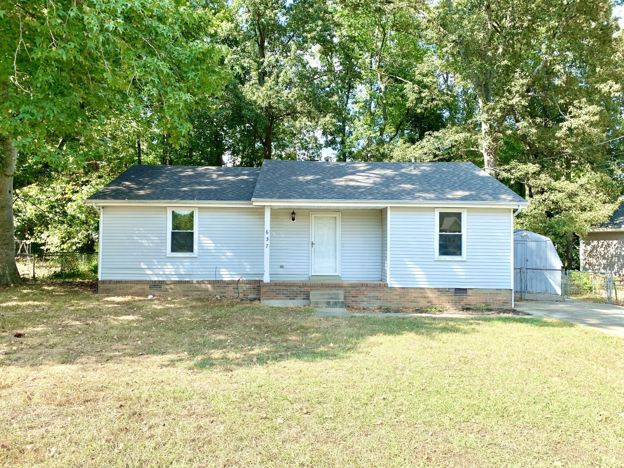 Photo of Listing #3001342
