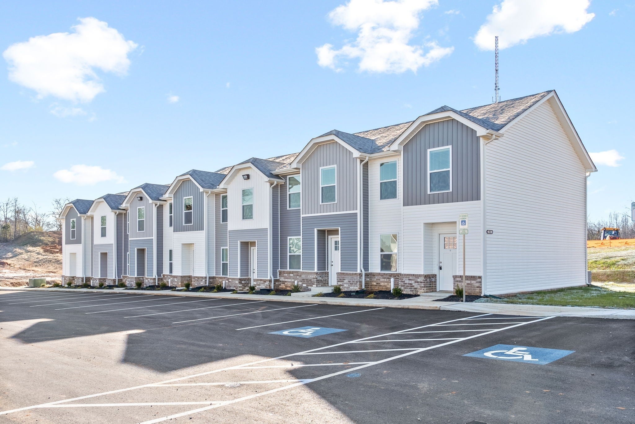 Photo of Listing #3001371