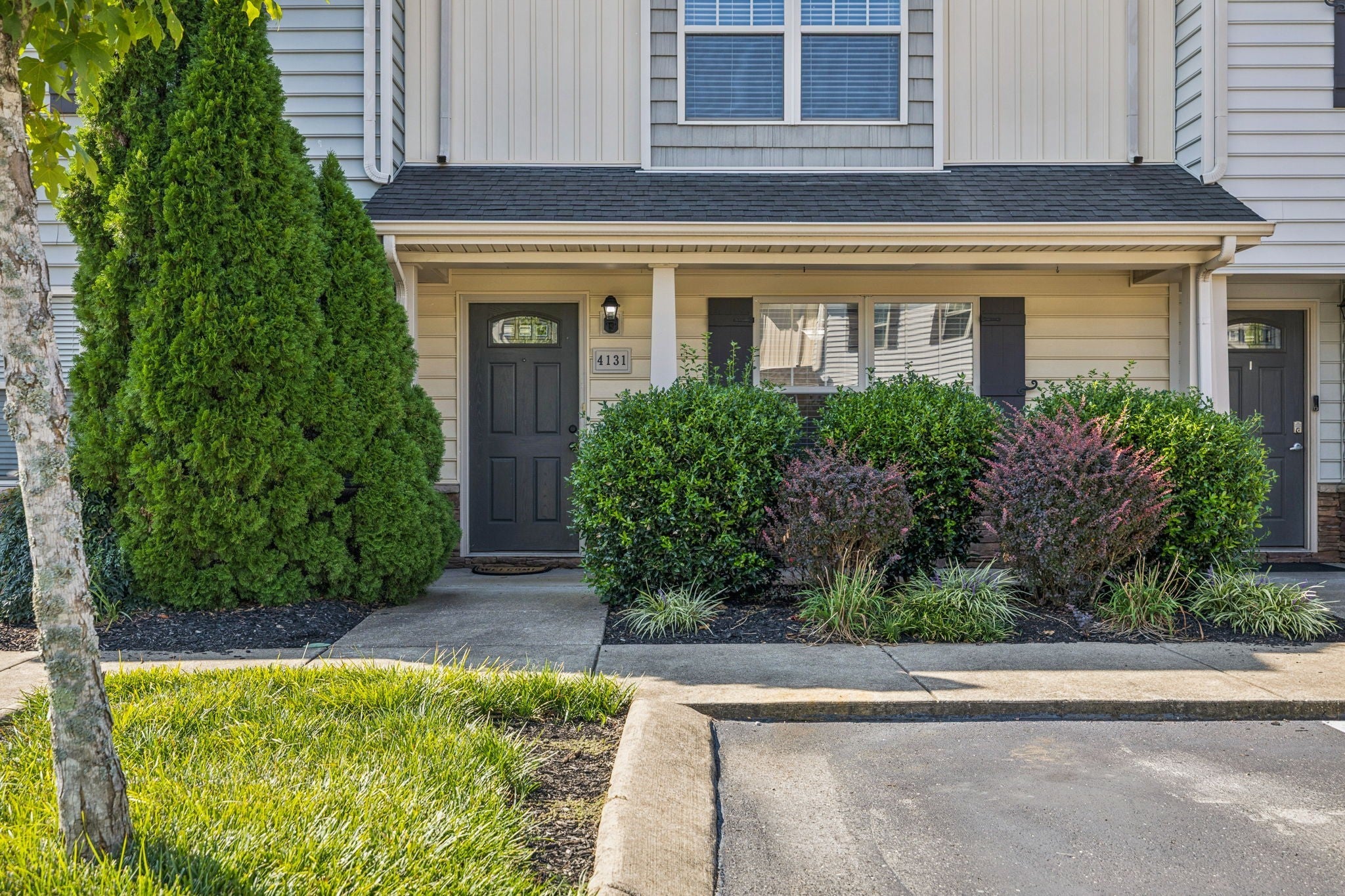 Photo of Listing #3001697