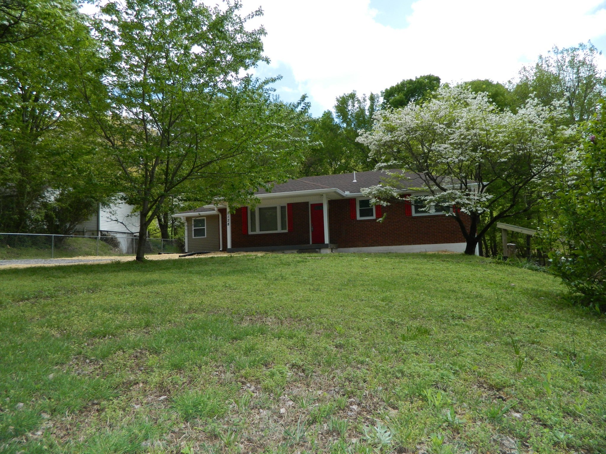 Photo for MLS 3001879 in 2128 Sanders Road Clarksville, TN - 37043