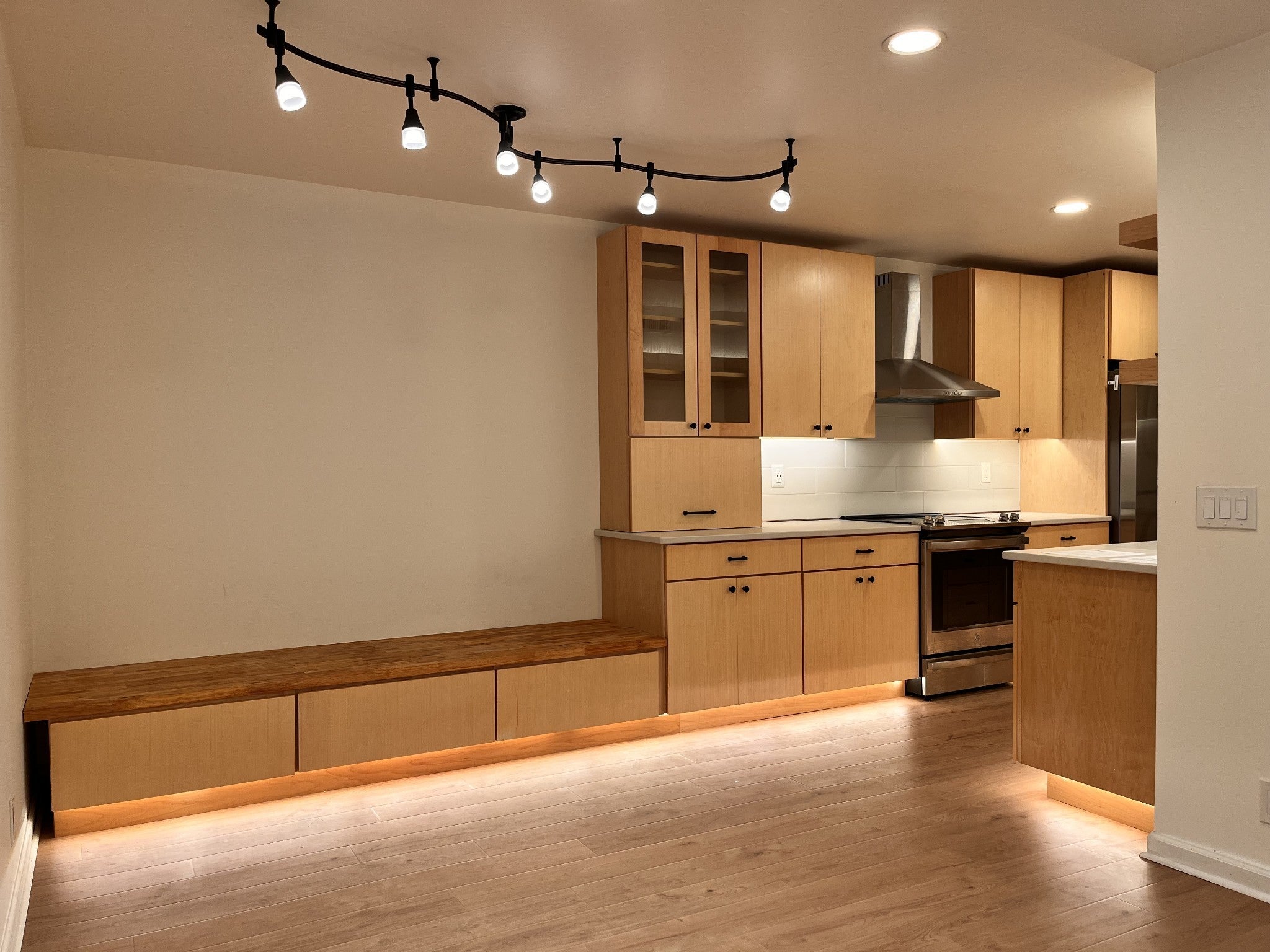 Photo of Listing #3002255