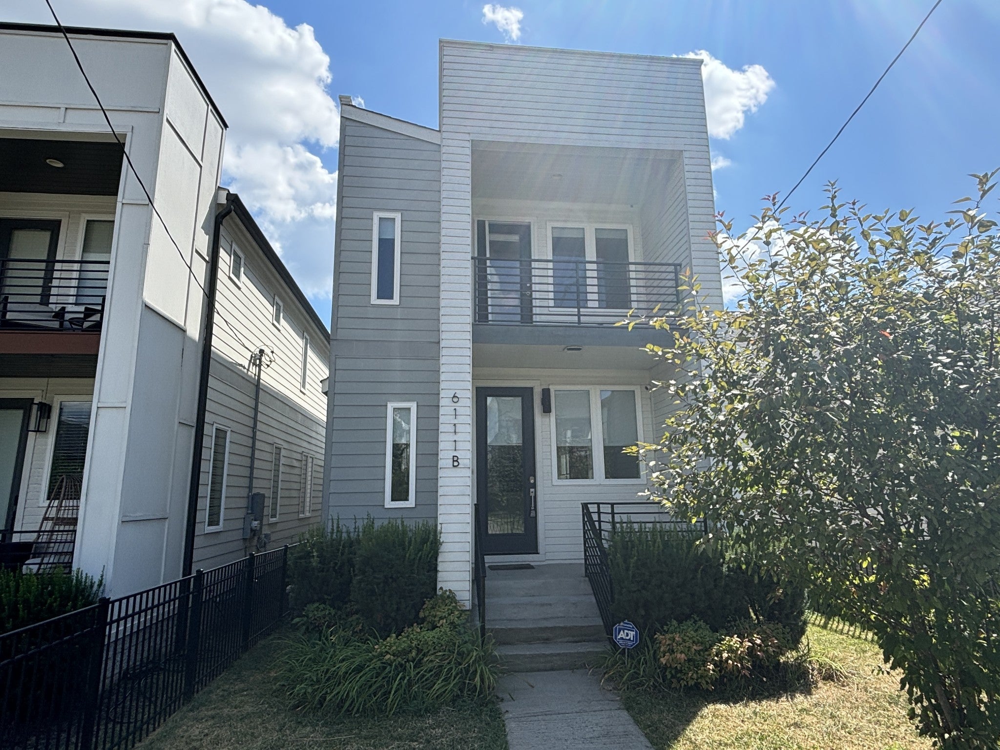 Photo of Listing #3003253