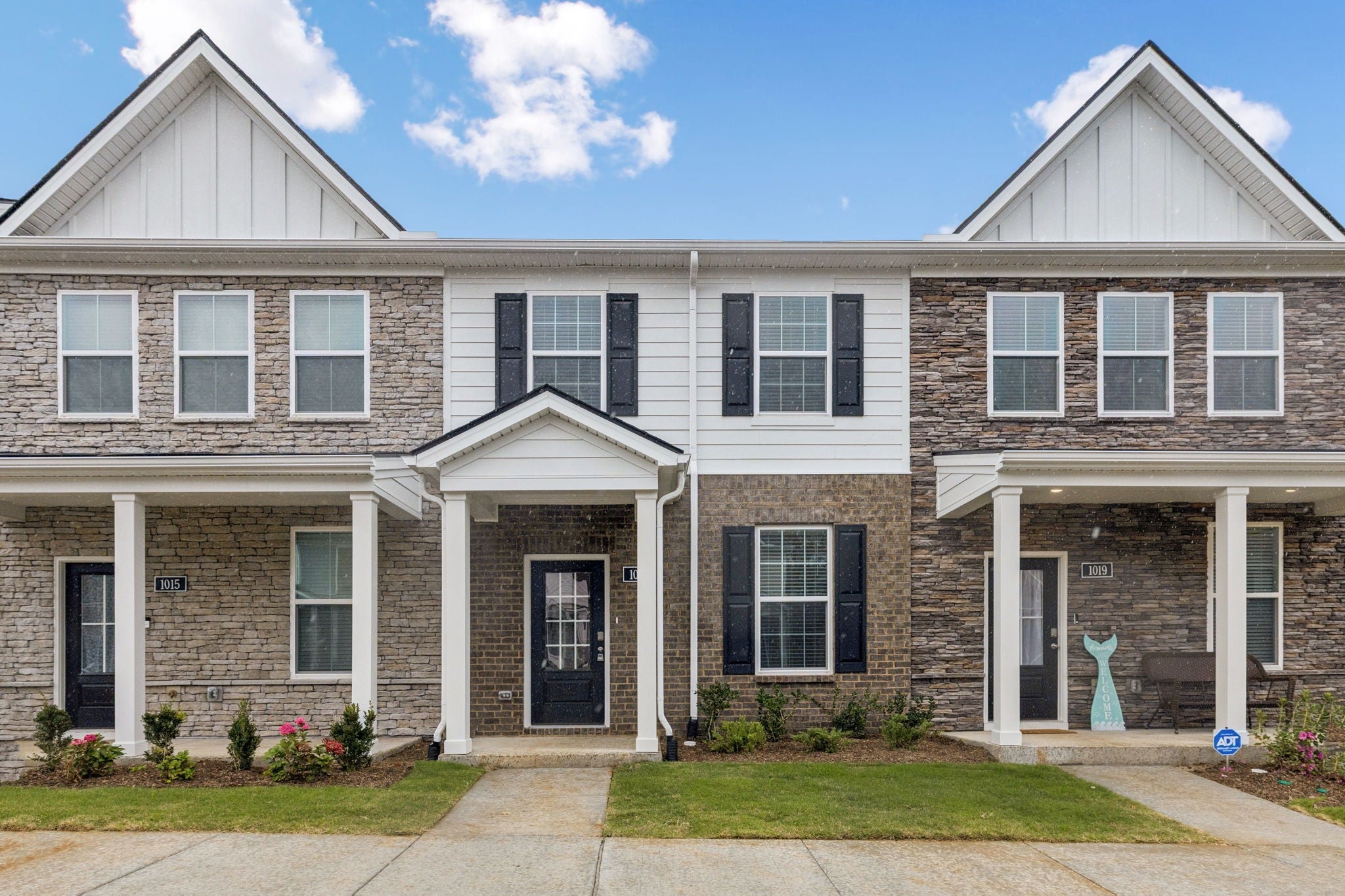 Photo of Listing #3003765