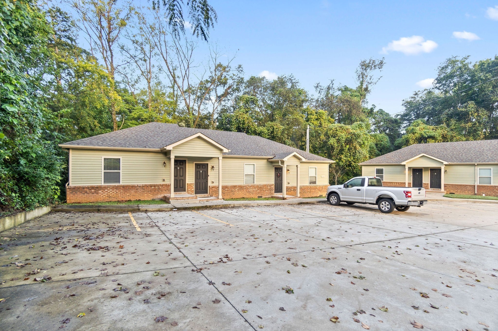 Photo of Listing #3006866