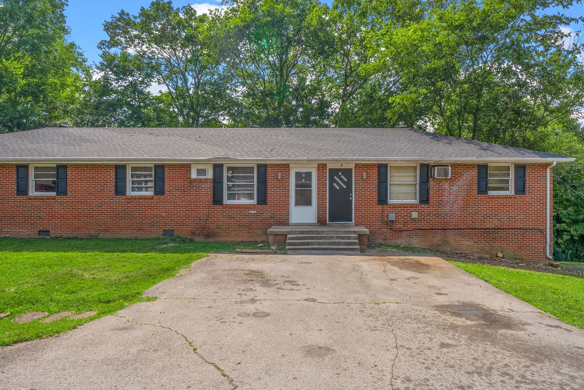 Photo of Listing #3006889