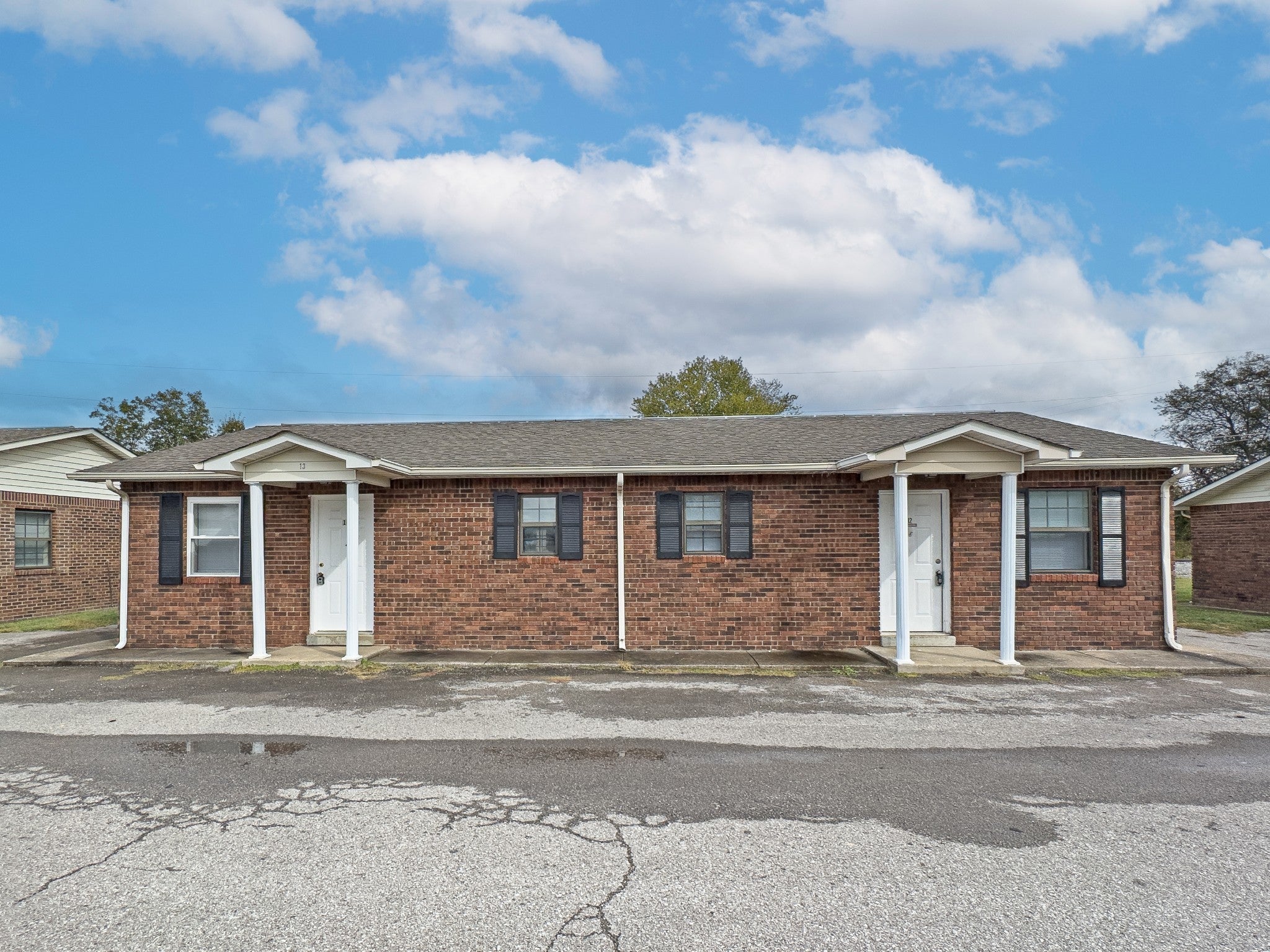 Photo of Listing #3006935