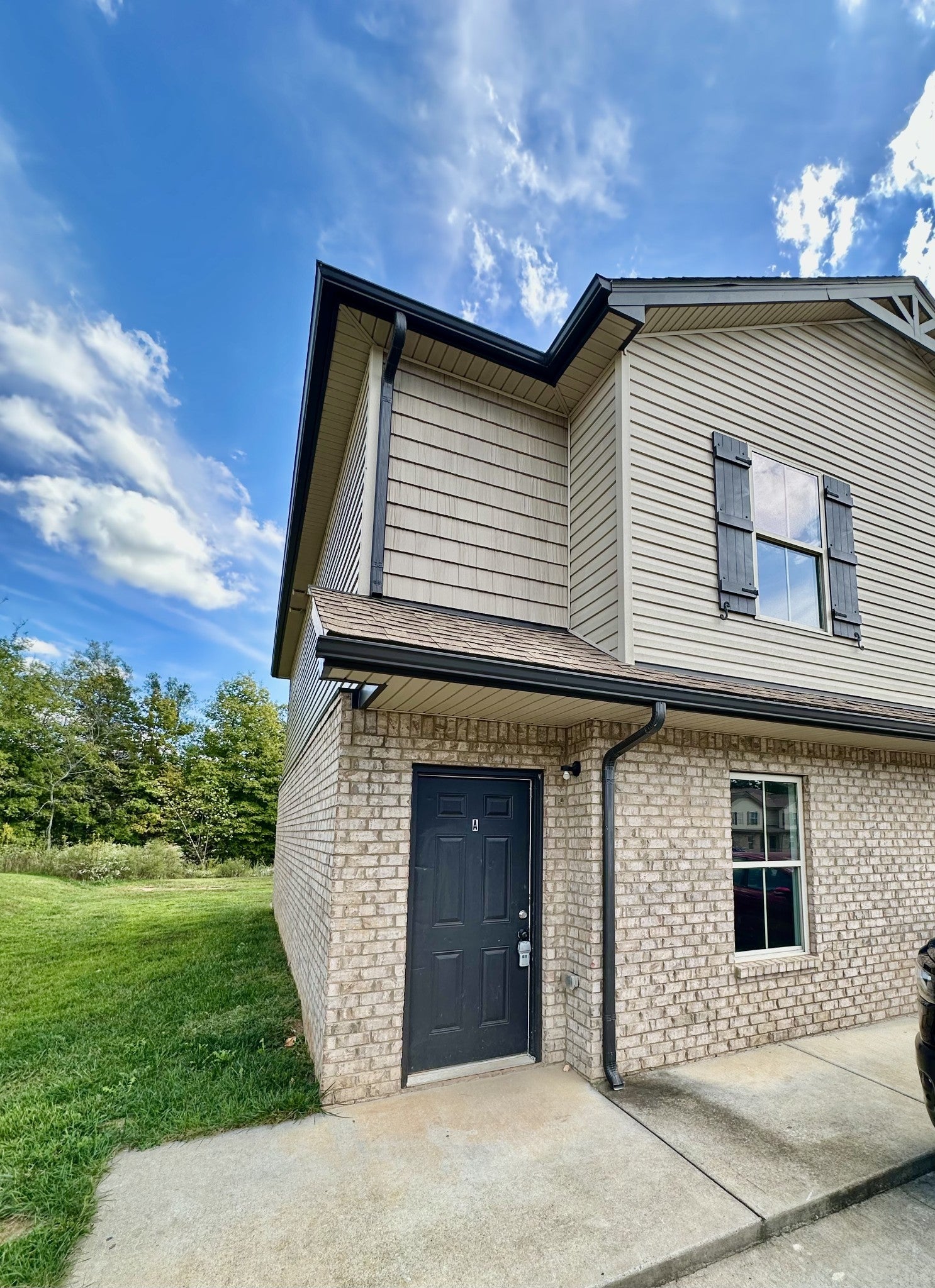 Photo of Listing #3008912