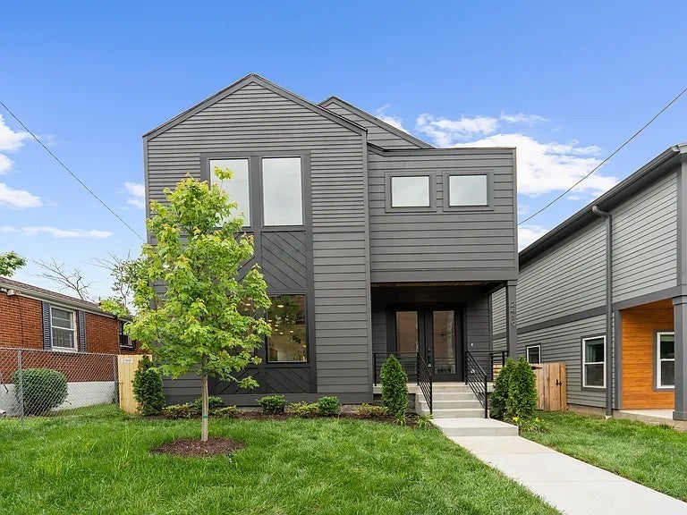 Home for sale in 2419 Batavia St Nashville, TN