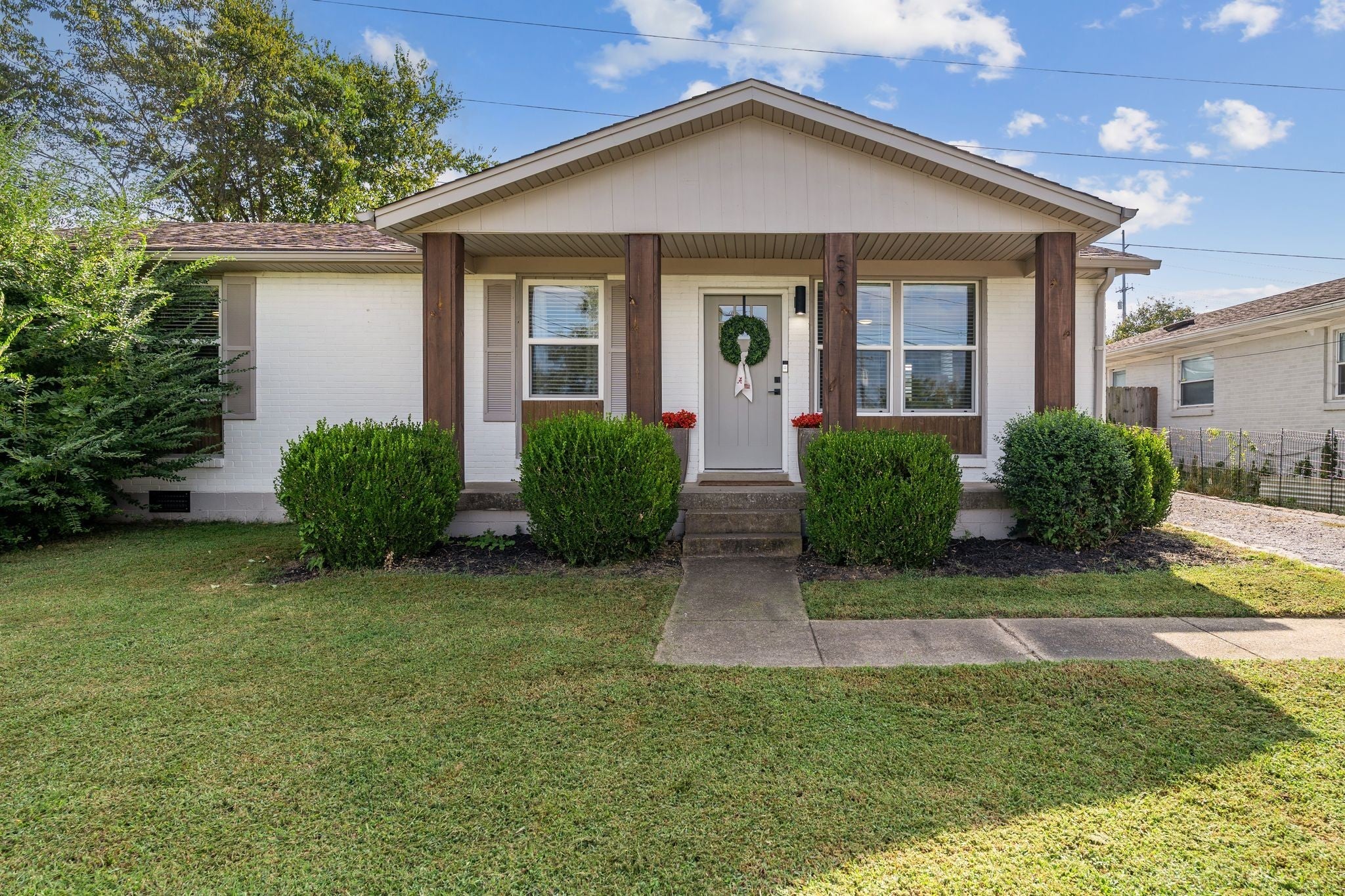 Photo of Listing #3012532