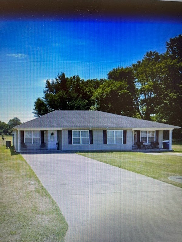 Photo of Listing #3012535