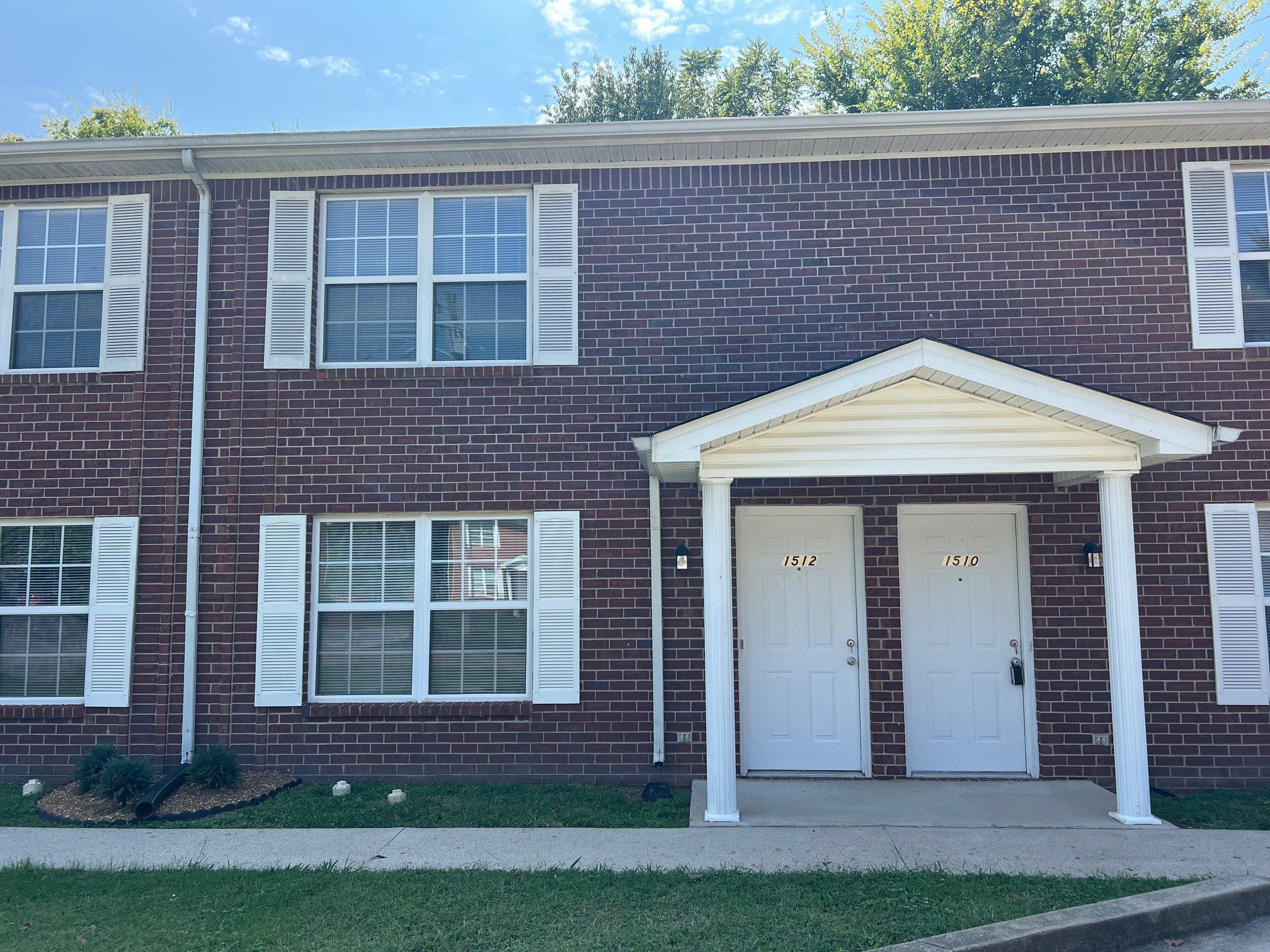 Photo of Listing #3012566