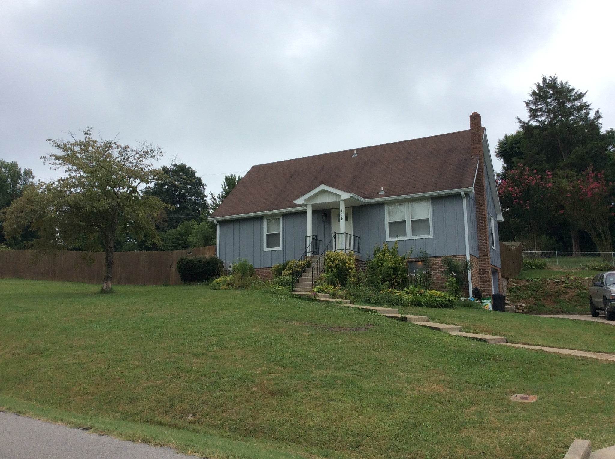 Home for sale in 564 Briarwood Dr Clarksville, TN
