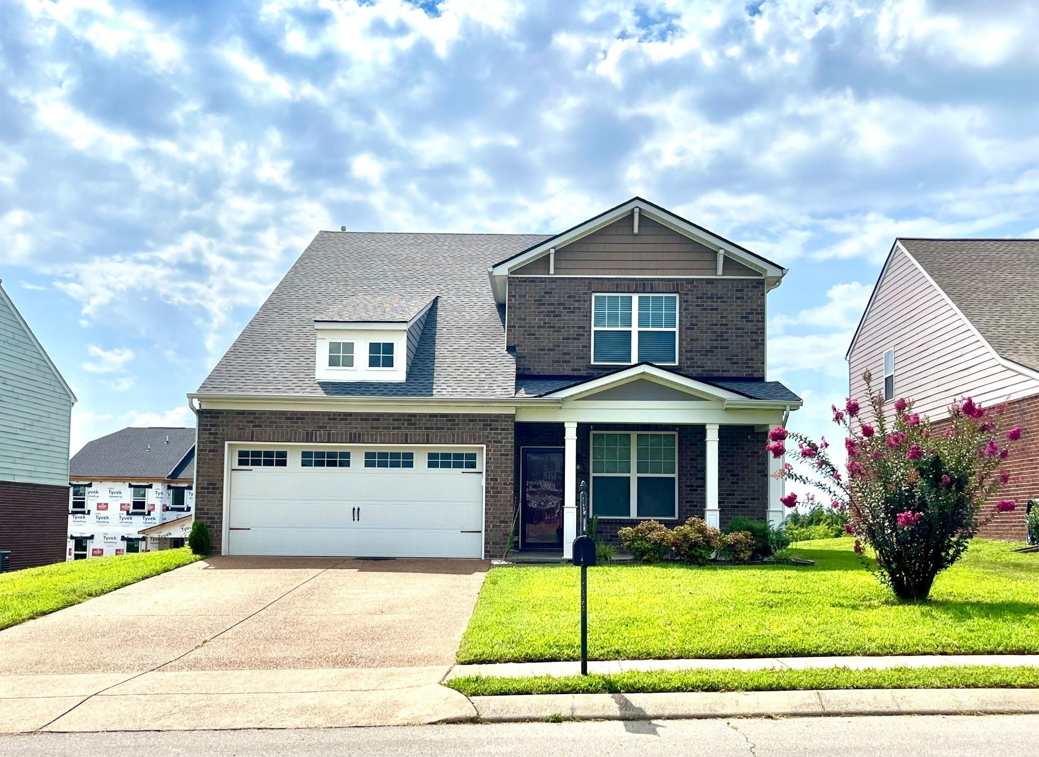 Photo of Listing #3012728