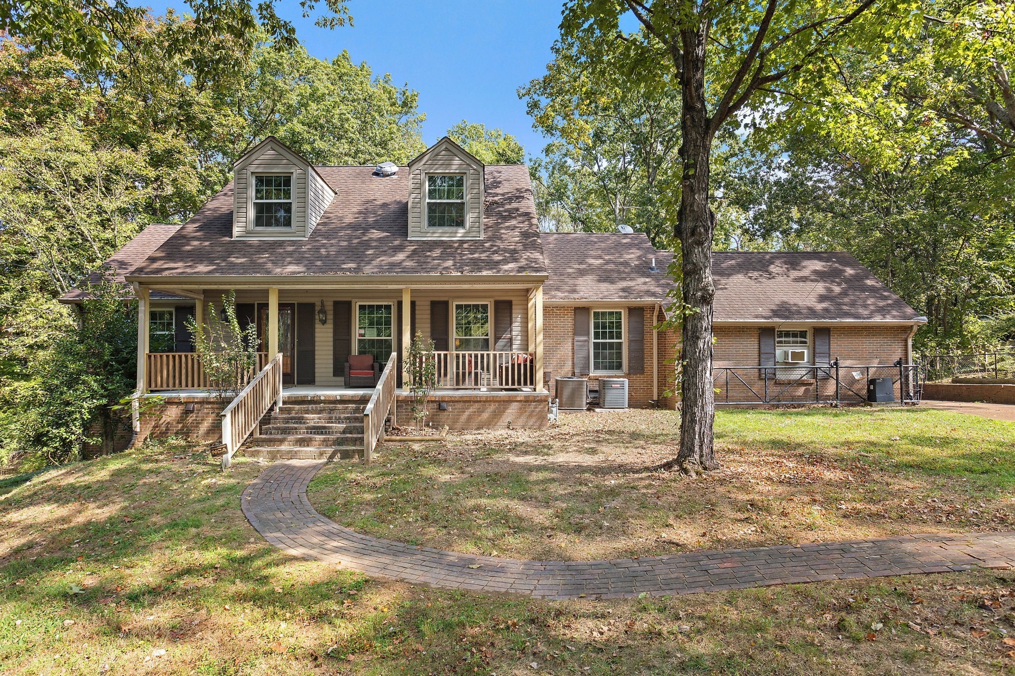 Photo of Listing #3013170