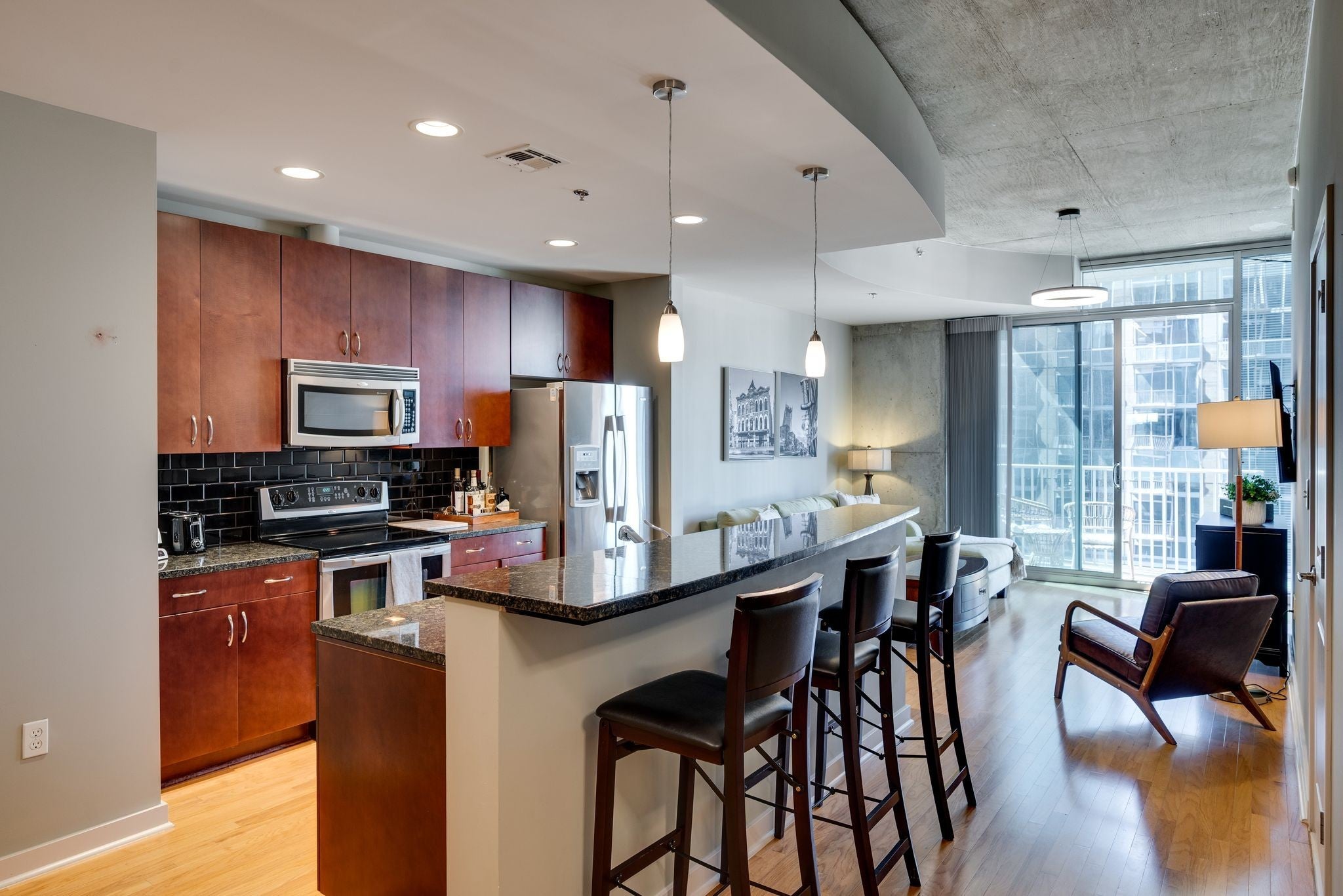 Photo of Listing #3013180