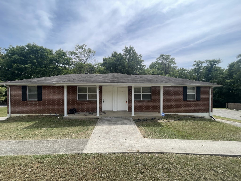 163 Vulco Dr B, Hendersonville