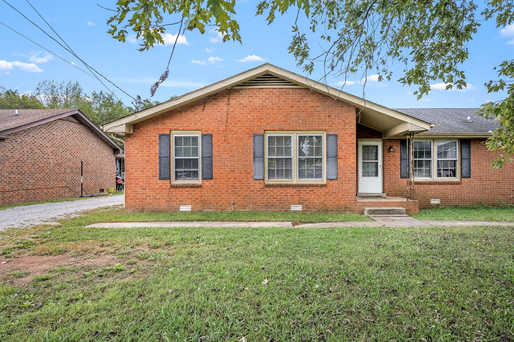 Photo of Listing #3013766